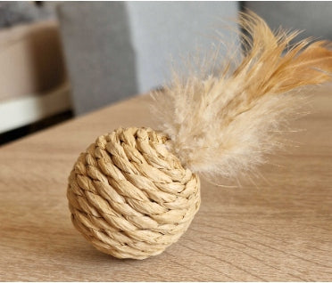 Ball Seagrass Cat Toy with Feather