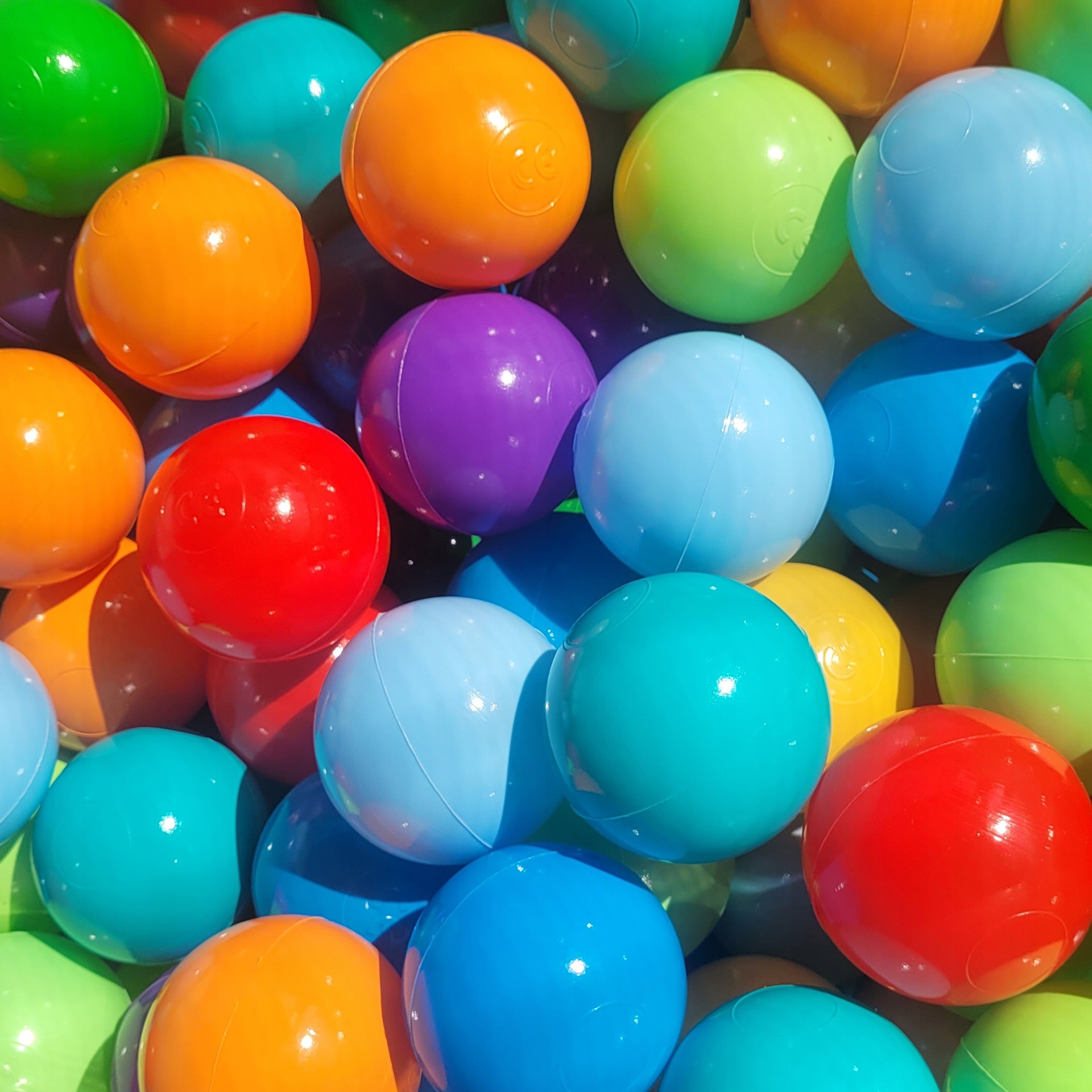 Balls, balls for dry pool 200 pcs. 7 cm El-term Packaging status original
