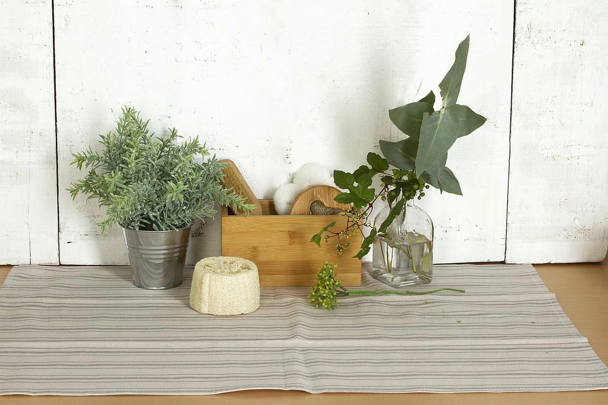 Bamboo box 23x9,5 cm miminalistic design Manufacturer code 150731