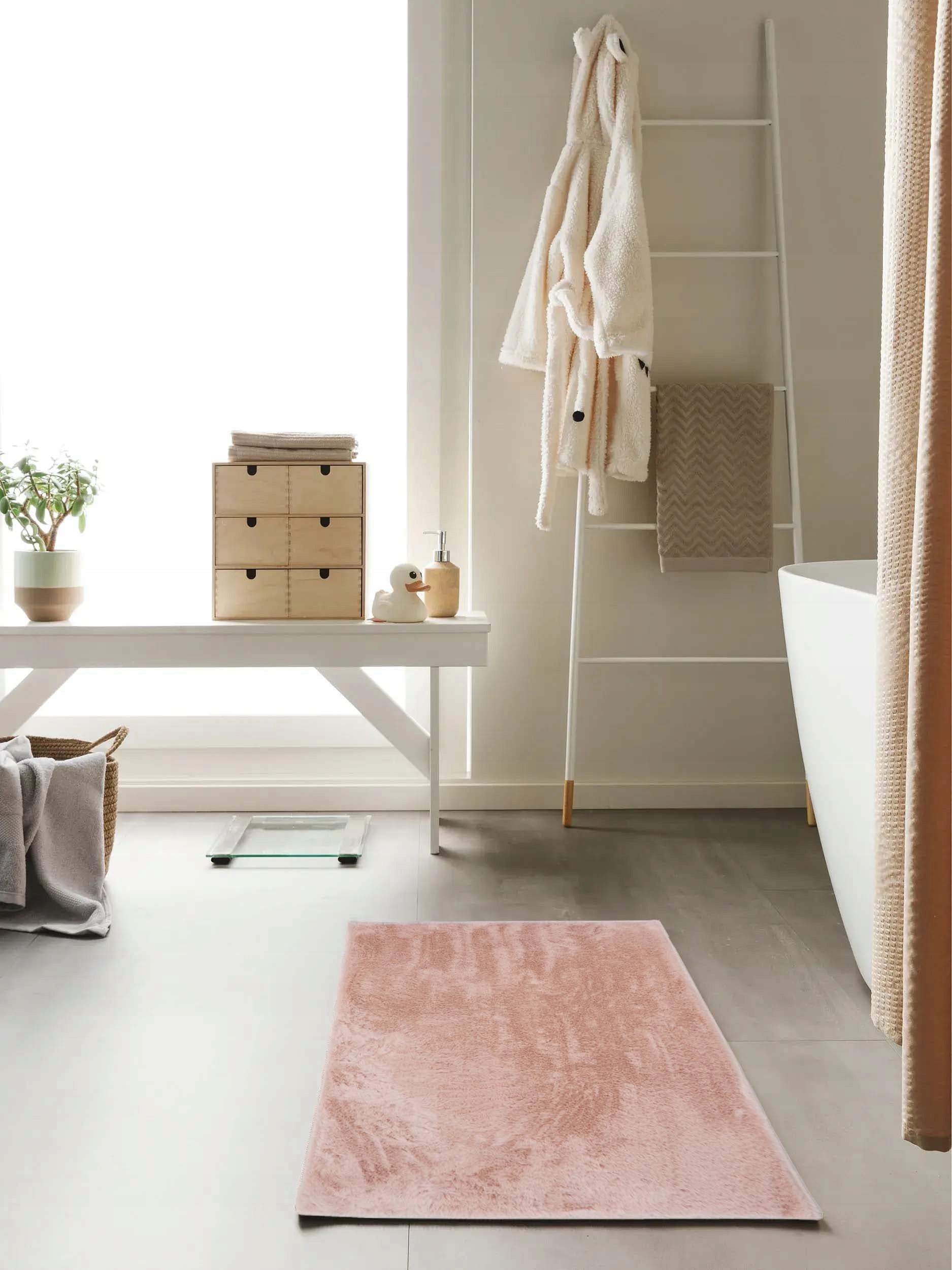 Bathroom Rug Large Anti-slip Soft Rabbit 80x120 cm Bella Product width 80 cm