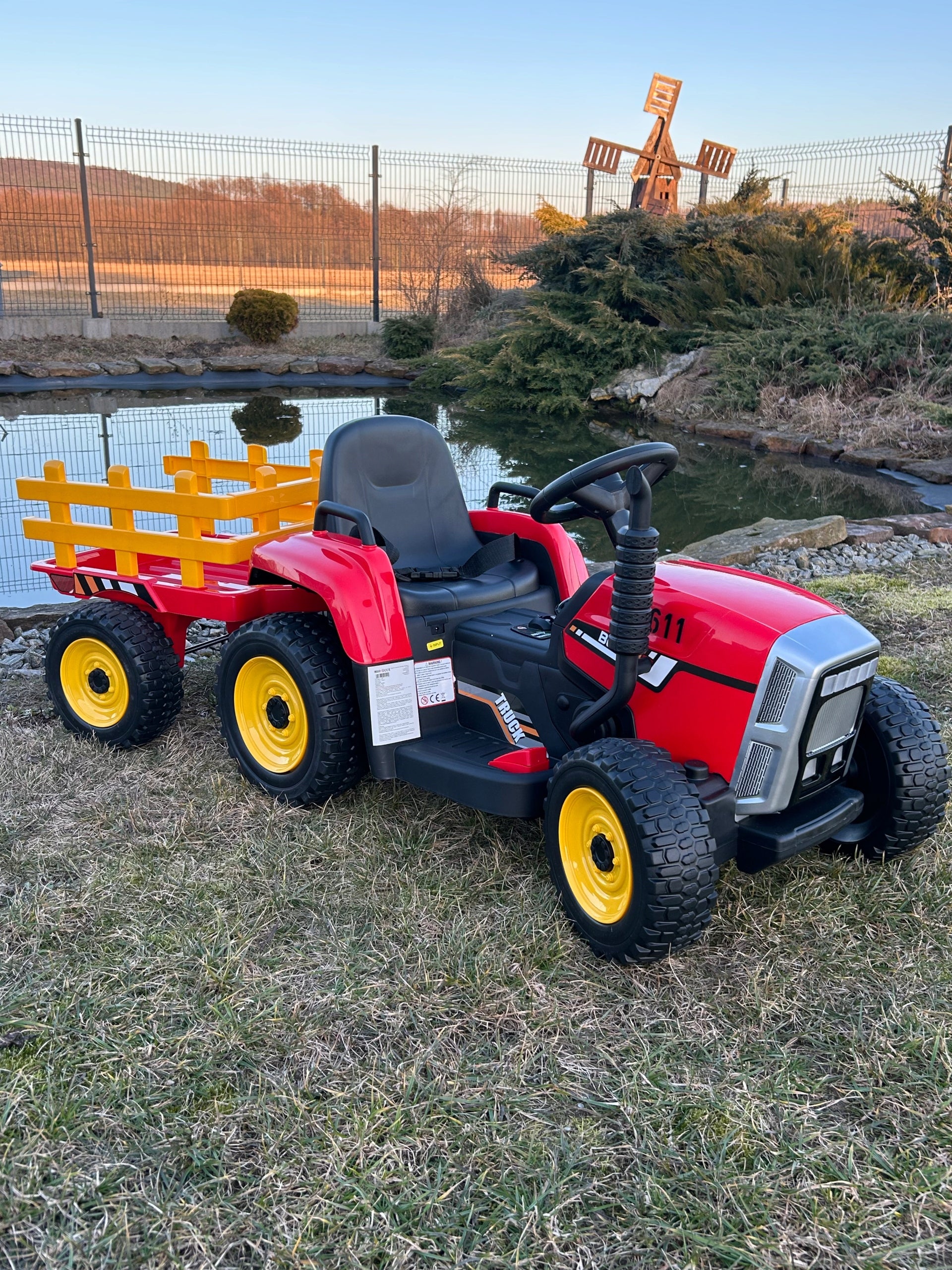Battery Tractor with Trailer Pilot 12V Soft Wheels BLOW Red Maximum load 1 kg
