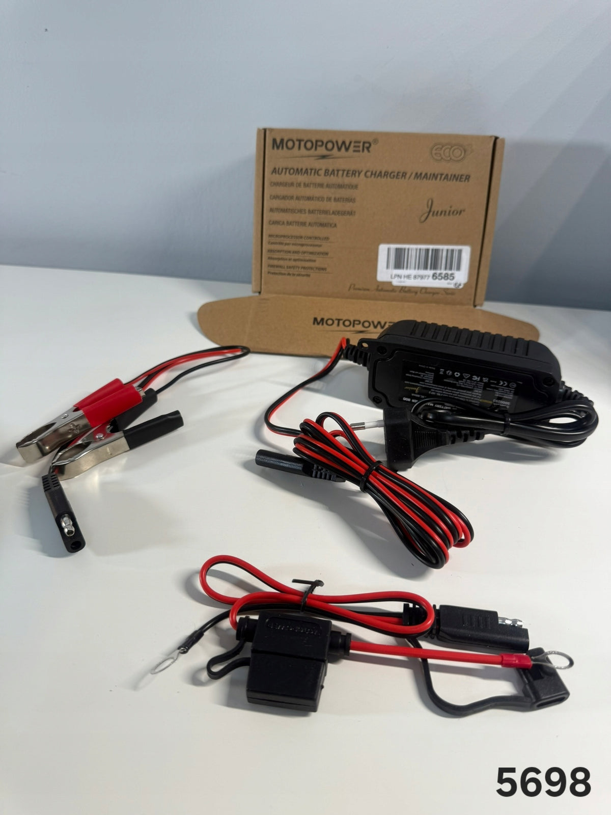 Battery charger MOTOPOWER new (5698-66)