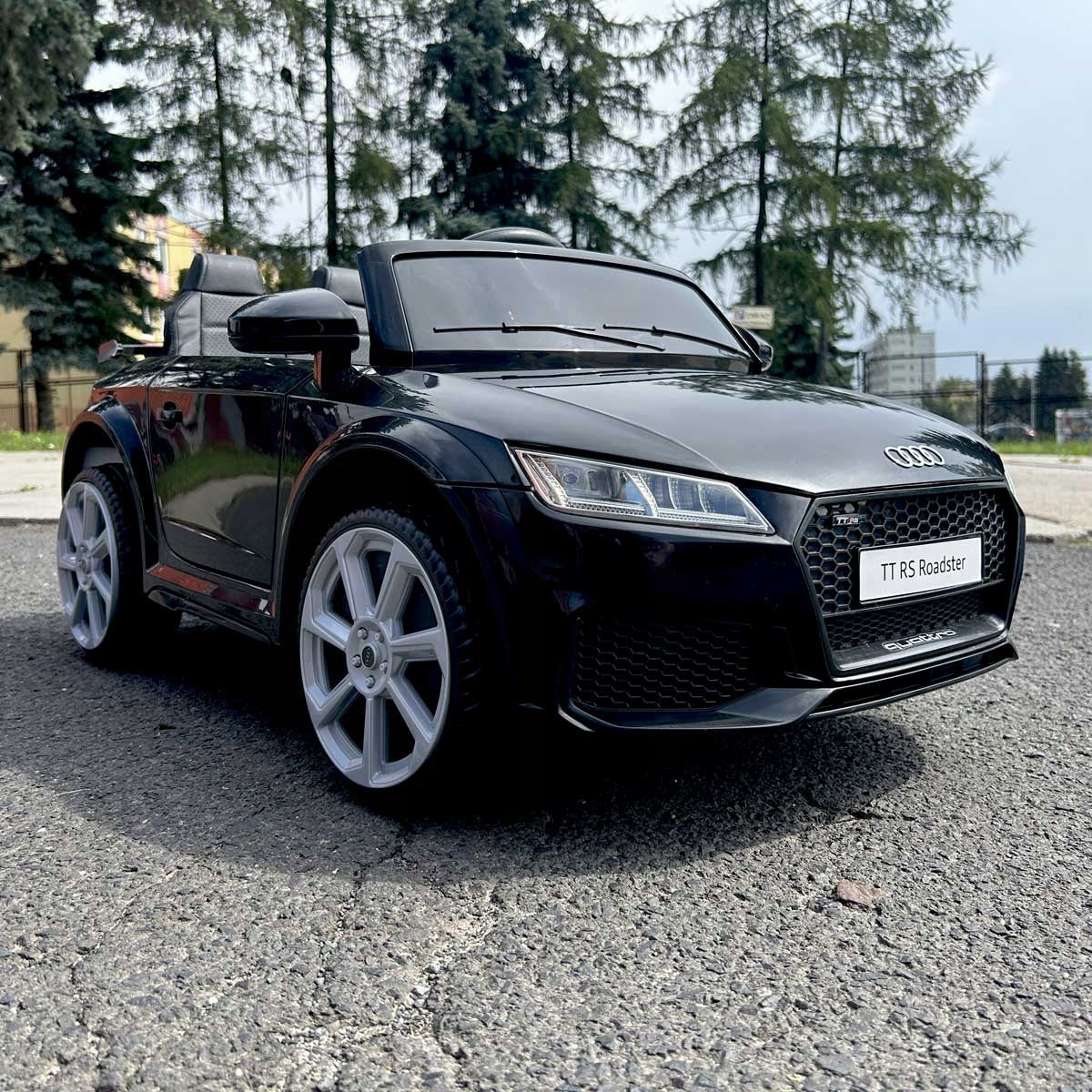 Battery-operated car AUDI TT Roadstar EVA Leather Pilot 2.4 G Boards Kid's age 3＋ years