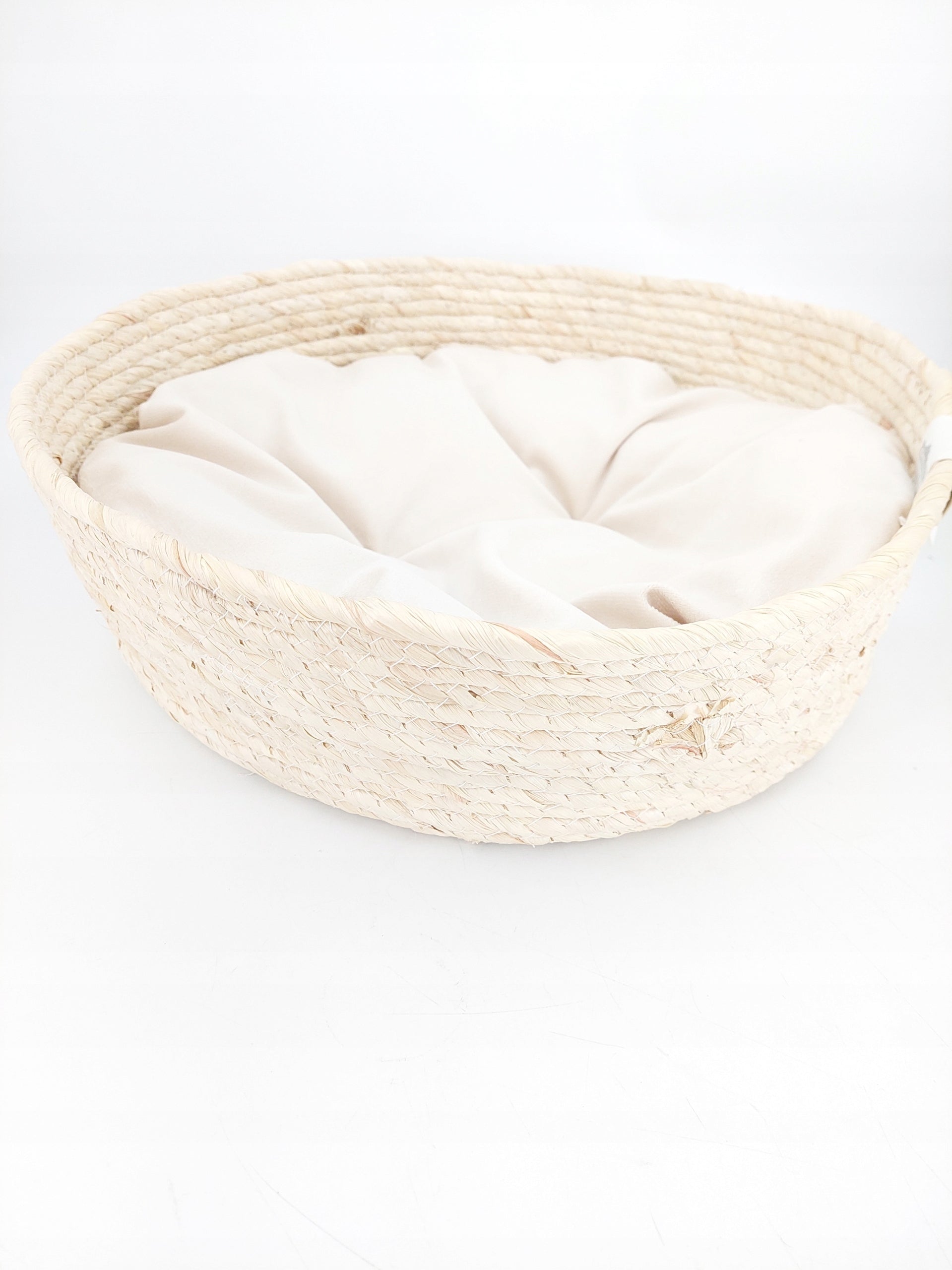 Bed Dehner Premium Lovely white beige Ø45 cm height 13 cm Length 45 cm