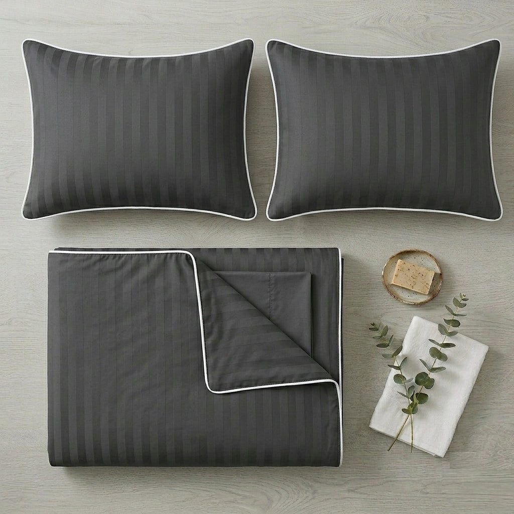 Bedding 160x200 SINGLE COLOR TRIMMED WITH PIPING damask WAR graphite + white Packaging status original