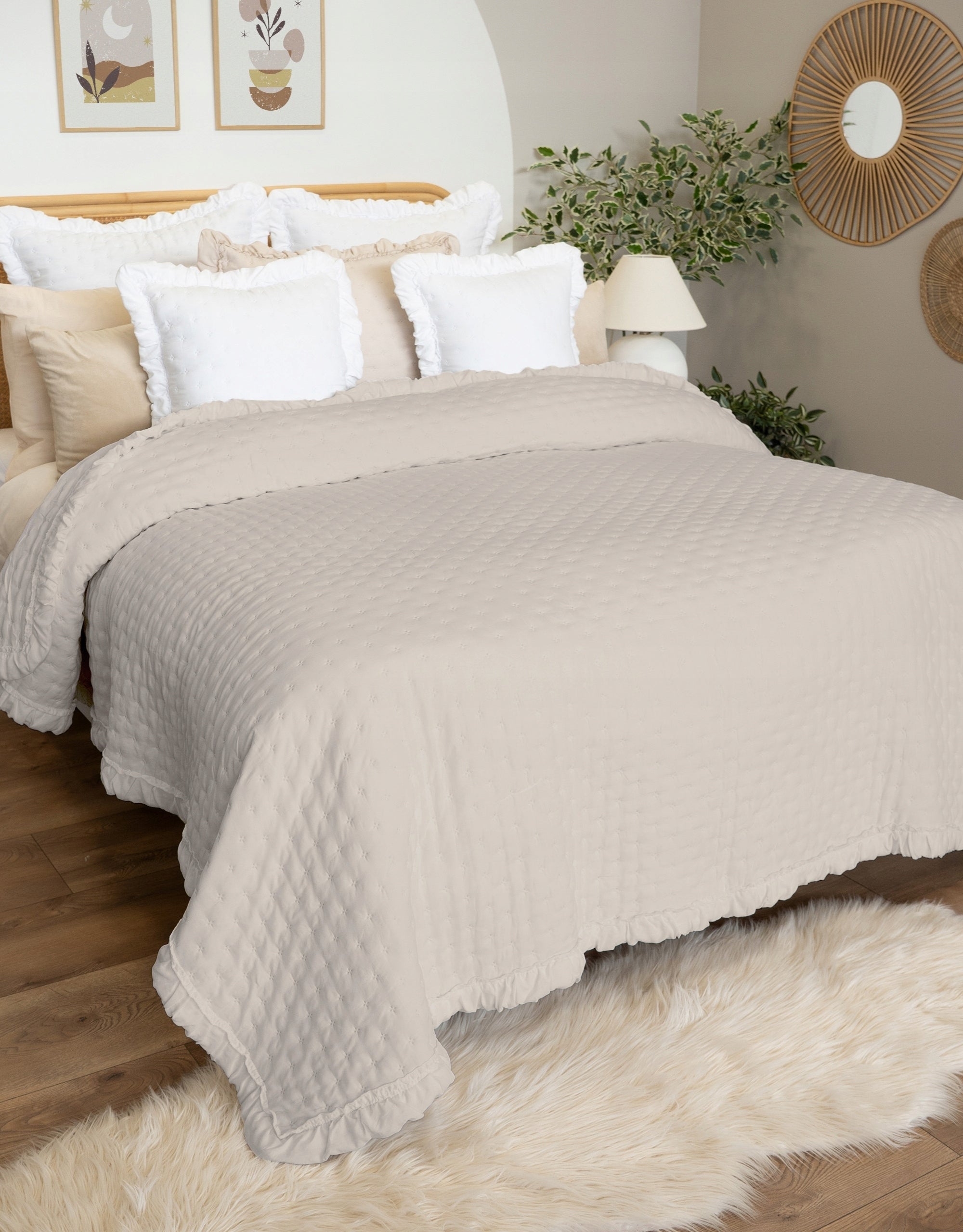 Bedspread sofa bed quilted sofa with FRILL 200x220 beige Celia Packaging status original