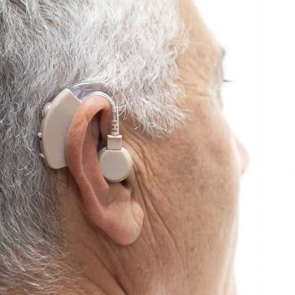 Behind-the-ear sound amplifier with Welzy accessories