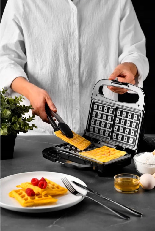Bergner Waffle Iron 750 W Manufacturer code BG 51028-BK