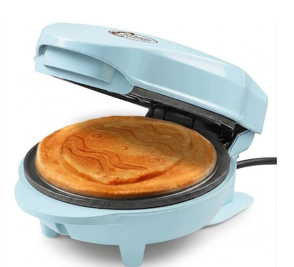 Bestron Mini Waffle Iron with Unique Easter Egg Design