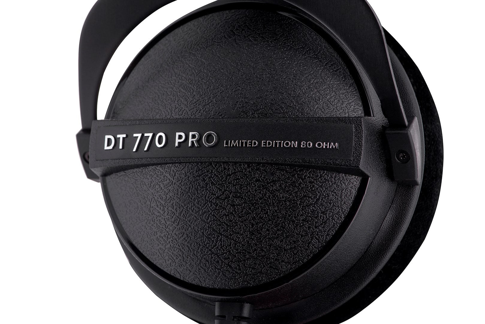 Beyerdynamic DT 770 PRO 80 OHM BLACK LE Model DT770 Pro