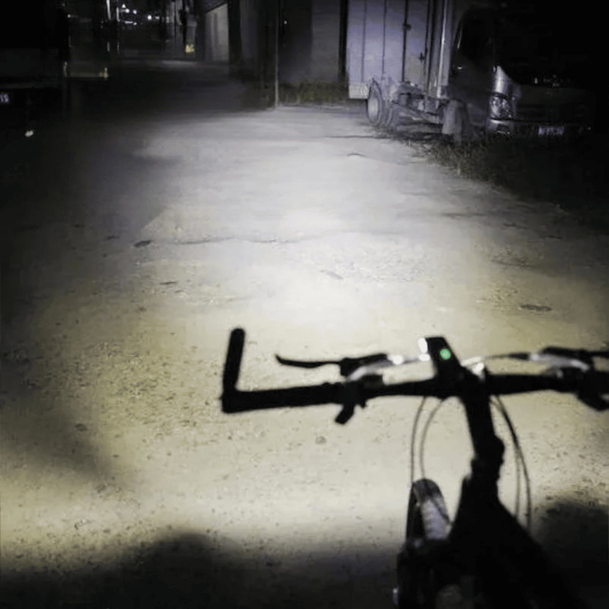 Bicycle Light Front LED USB Rechargeable 2000mAh 360LM Aluminum Manufacturer code Lampka Rowerowa Nava Tech