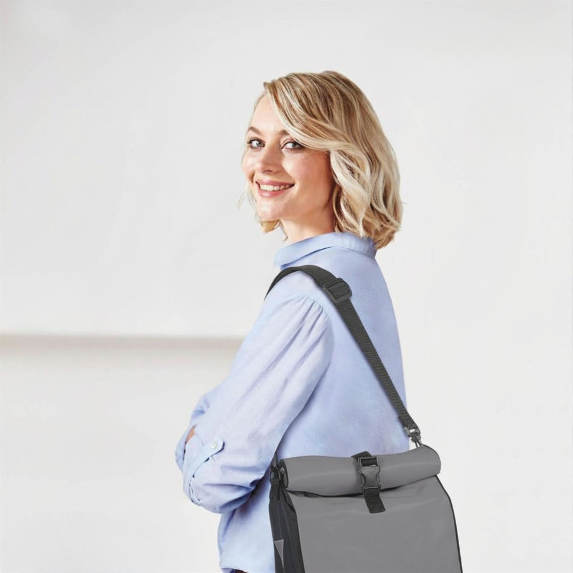Bicycle Luggage Bag WATERPROOF 15L Bicycle Bag SIDE Grey Model 93002CZ
