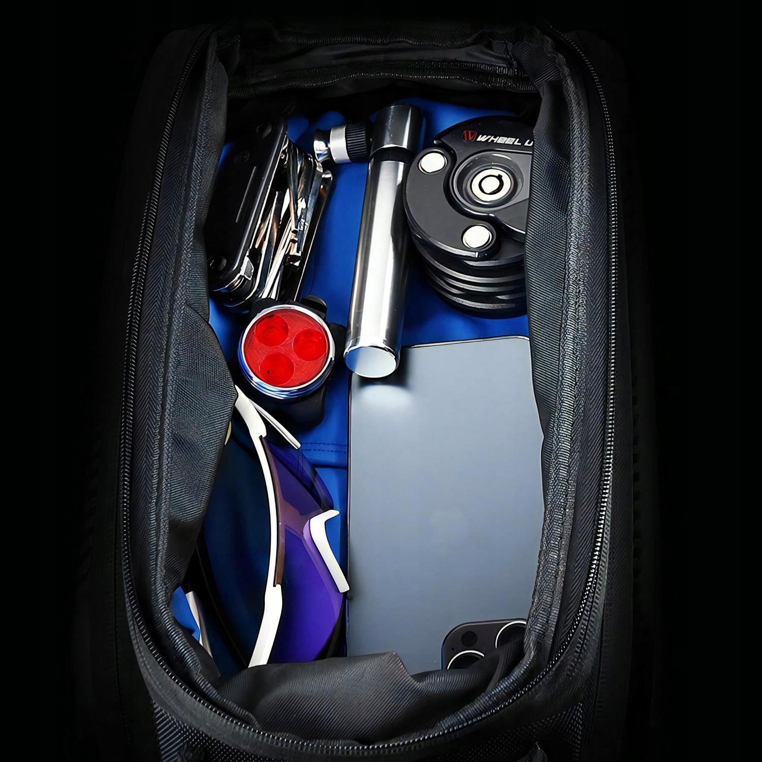 Bicycle Pouch Bag Rear for Bike Rack Waterproof CARBON LIGHTWEIGHT Capacity 11 l