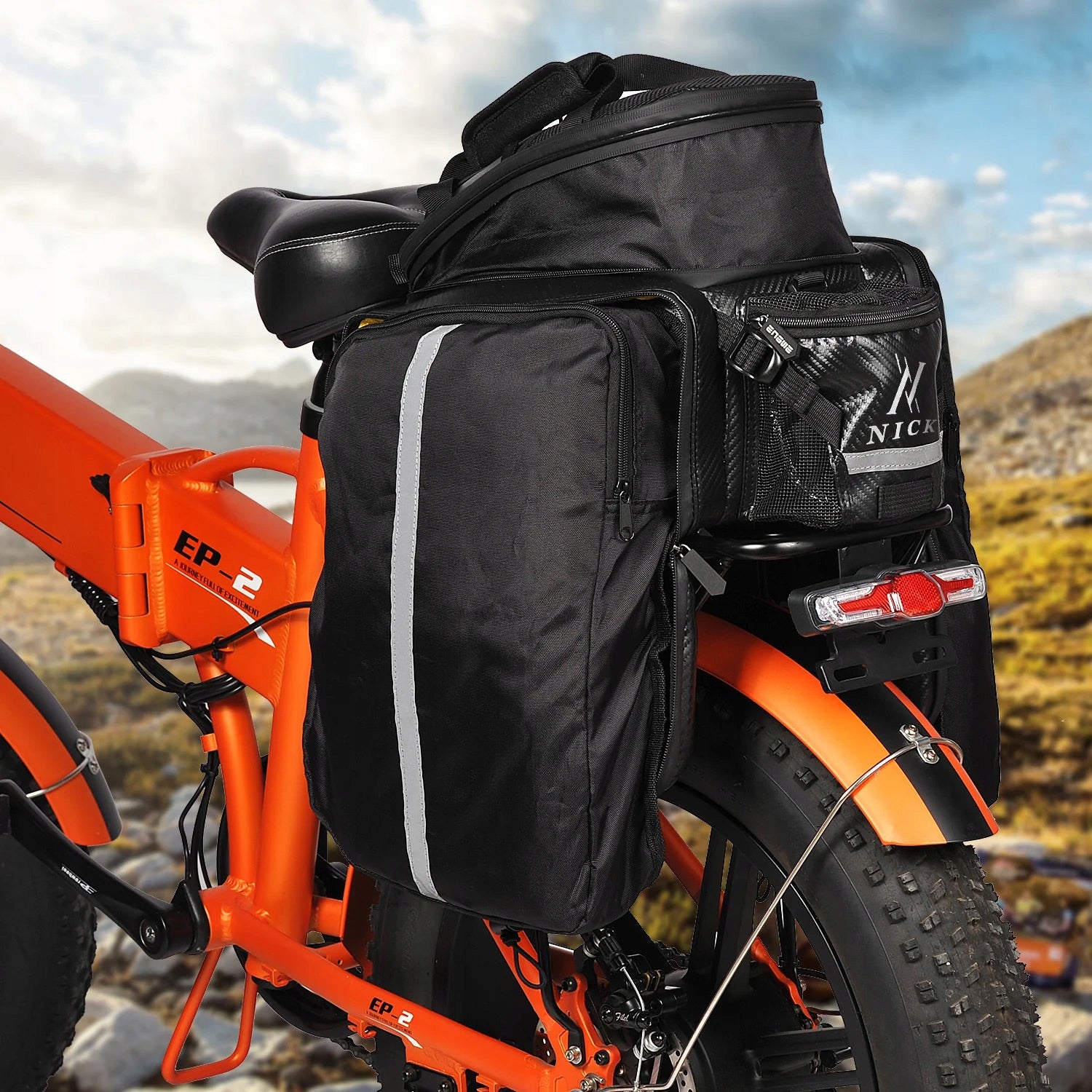 Bicycle bag NICK 17-35l EAN (GTIN) 6976845800003
