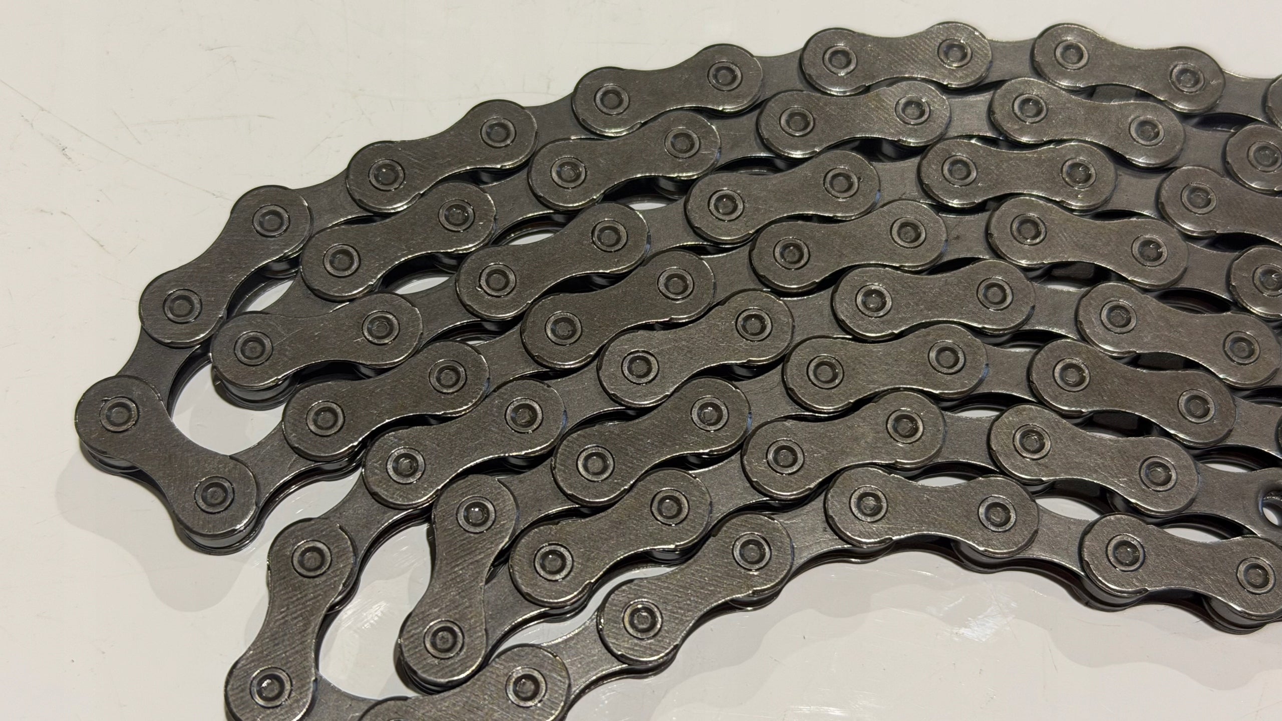 Bicycle chain 10-row 116 links HG-X compatible XT SLX XTR CN-HG95 Number of rear cassette sprockets / external link width not specified