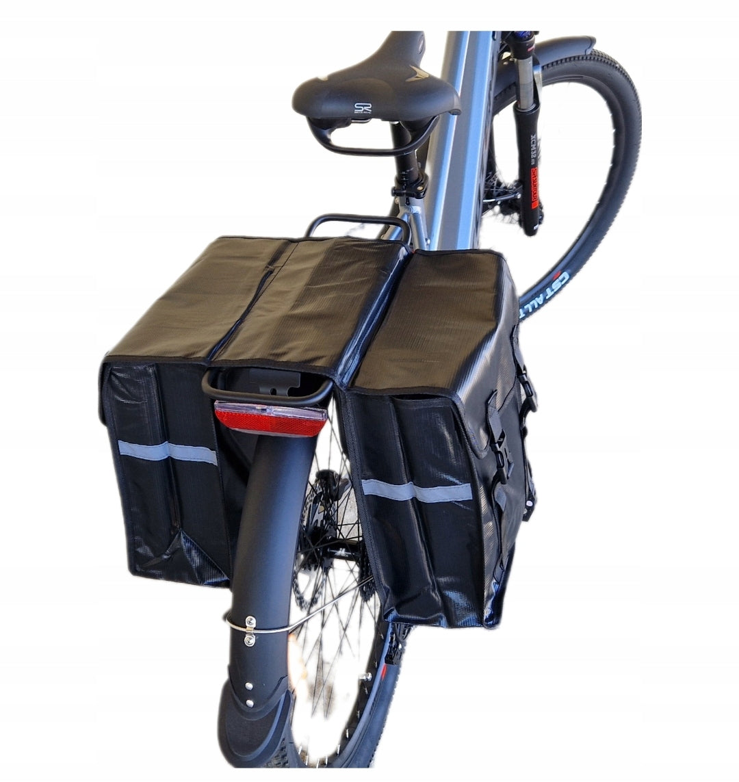 Bicycle pouch attached to the trunk WATERPROOF - 2 chamber 25 liters Color black