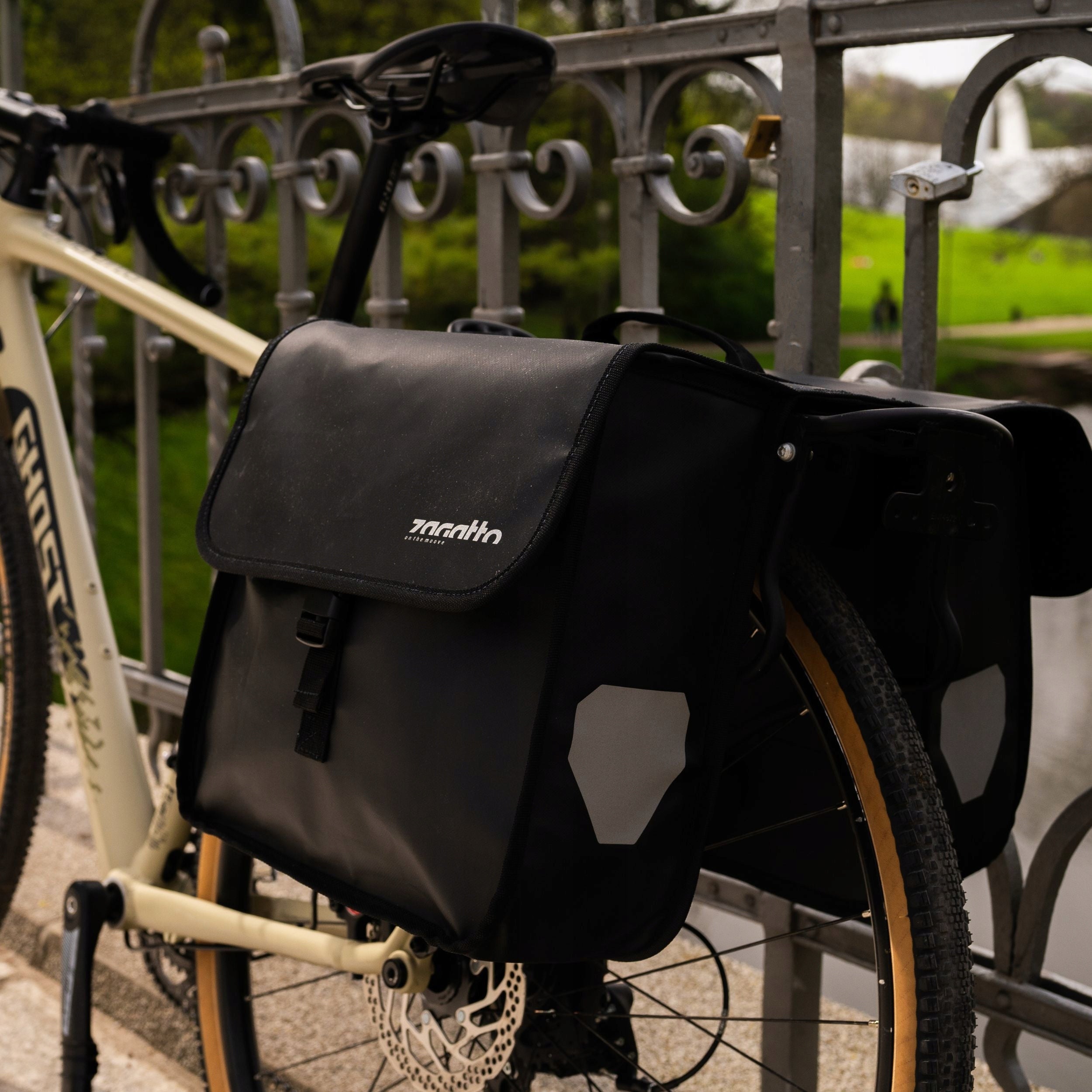 Bicycle pouch for trunk double roomy rear waterproof ZAGATTO Brand Zagatto
