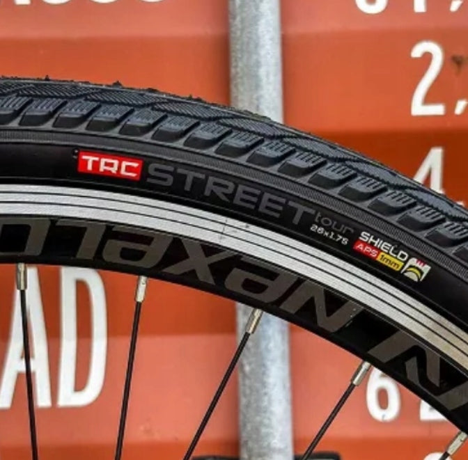 Bicycle tyre 26 x 1.75 STREET TOUR TRC ANTI-PUNCTURE 06665 Model Street