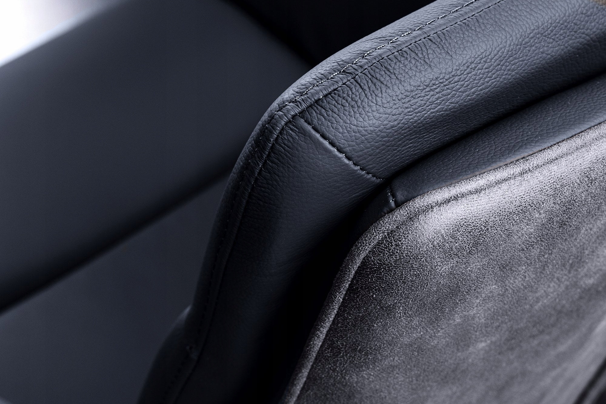 Big George chair with armrest in anthracite 43636 Manufacturer code 4251561907017