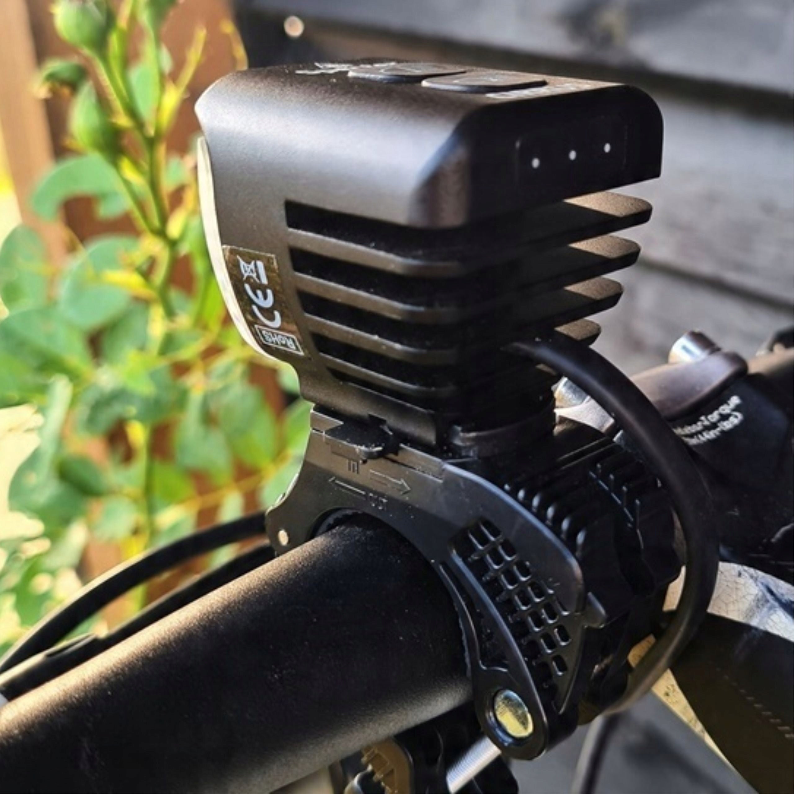 Bike Light SPECTER Cirrus 2000LM Powerbank USB 13 Modes IPX64 Light source LED