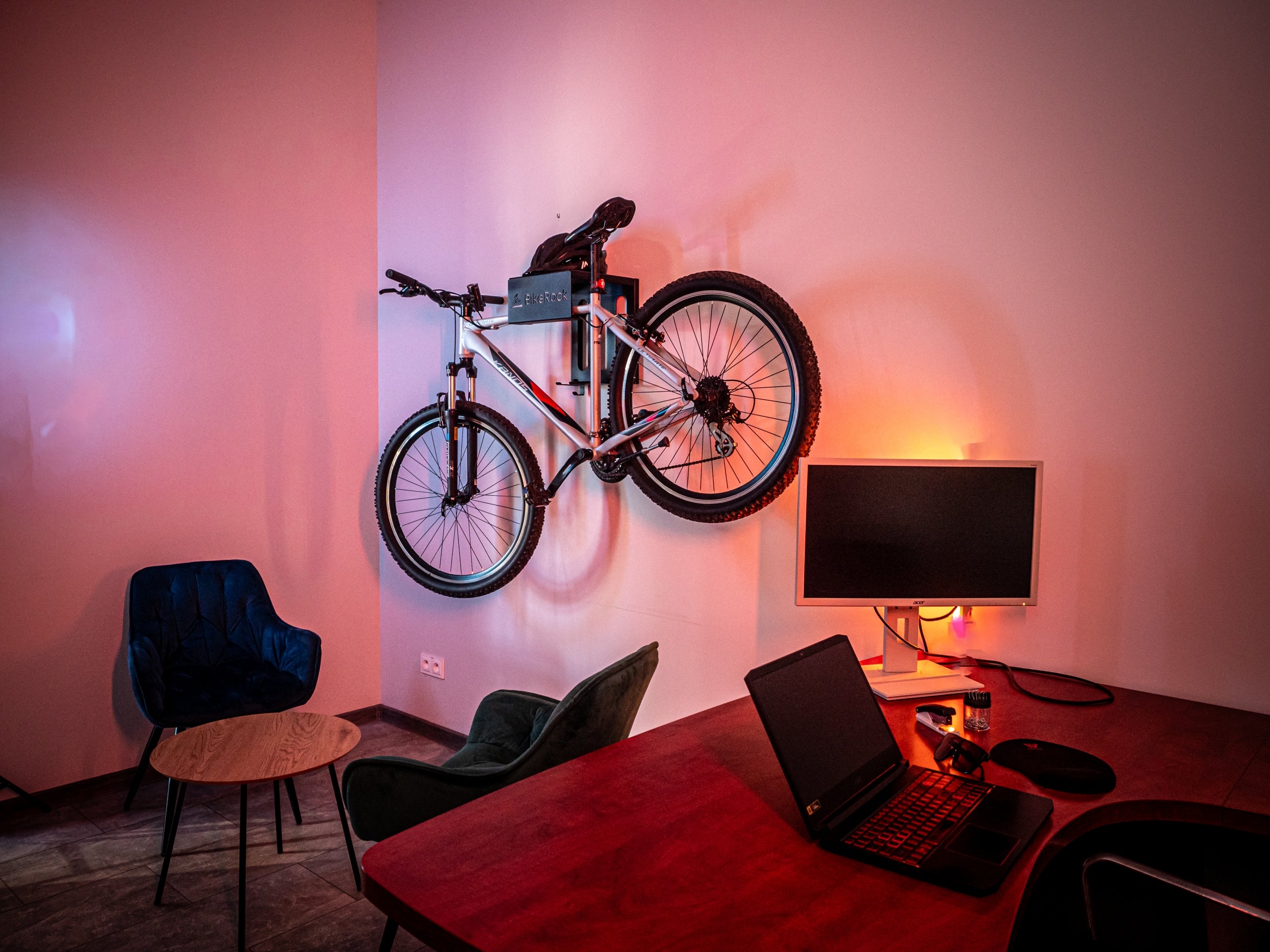 BikeRock Premium Wall Mounted Bike Hanger Shelf Handles-Promotion! Packaging status original