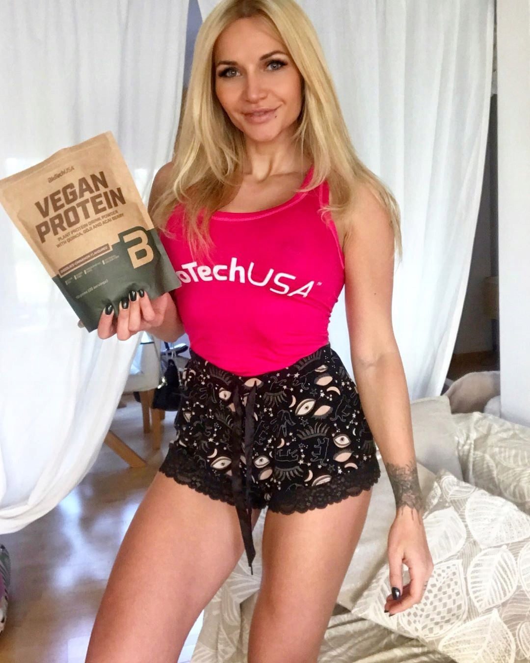 BioTech Vegan Protein 2000g Chocolate Cinnamon Vegan Protein Conditioner Expiration date at least 3 months from the date of purchase