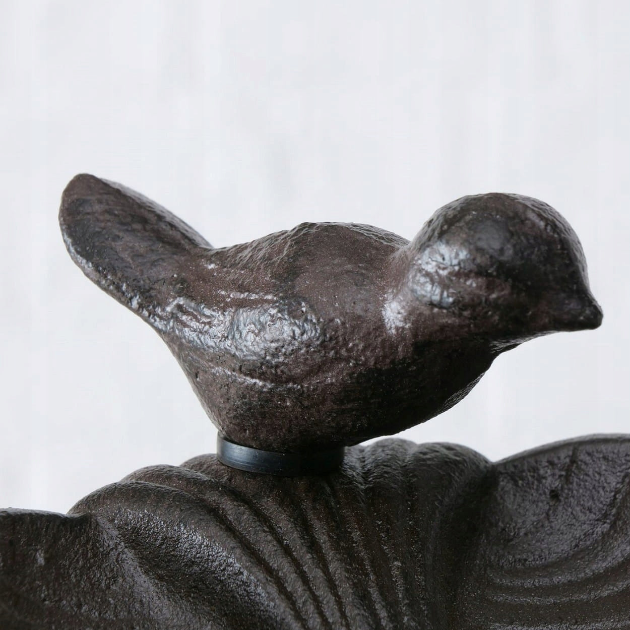 Bird Drinker Cast Iron Leaf 98cm For Punching Drinker Driven into Garden Product height 98 cm