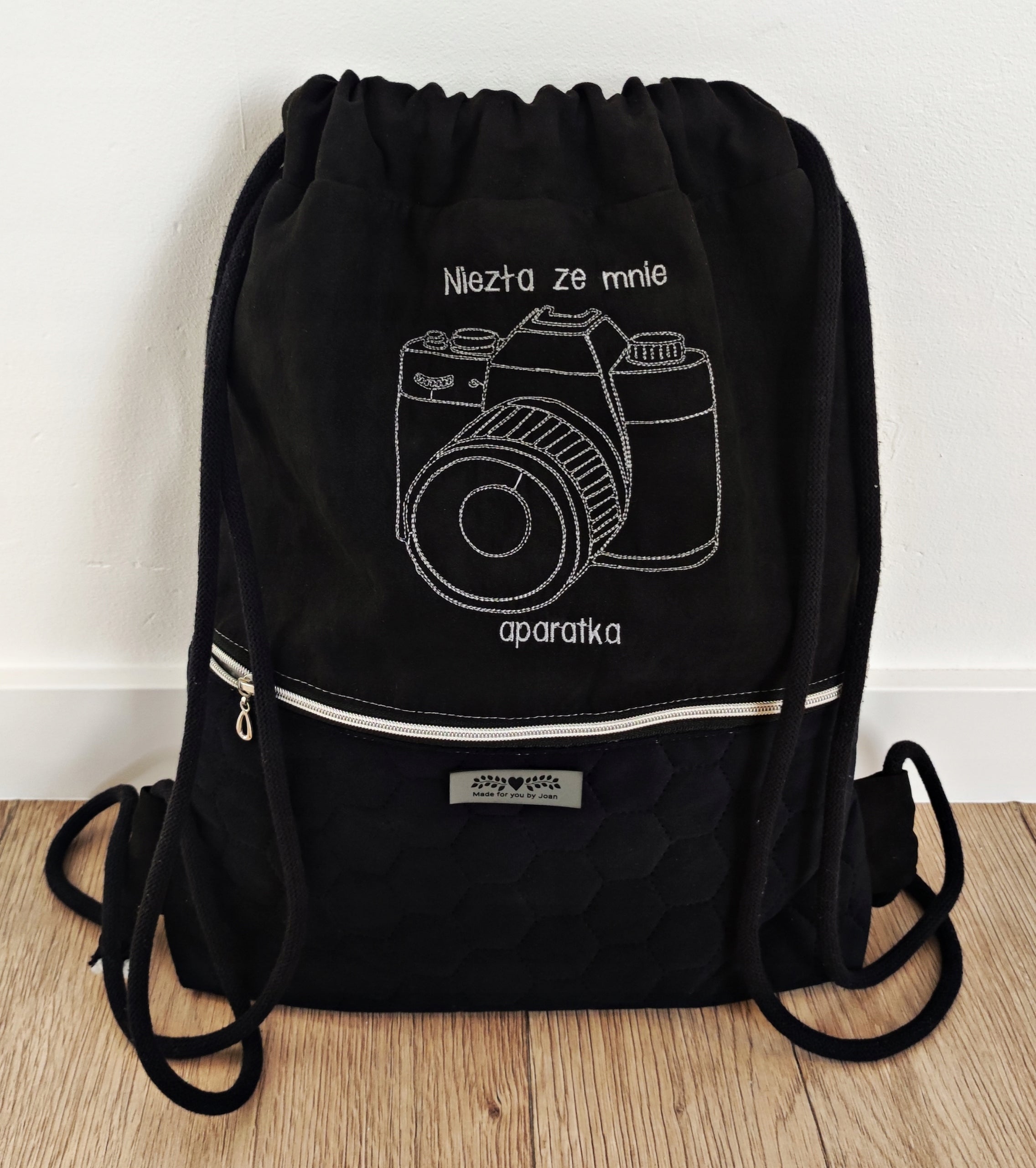 Black Bag Backpack with Camera for Photographer EAN (GTIN) 5903815213786