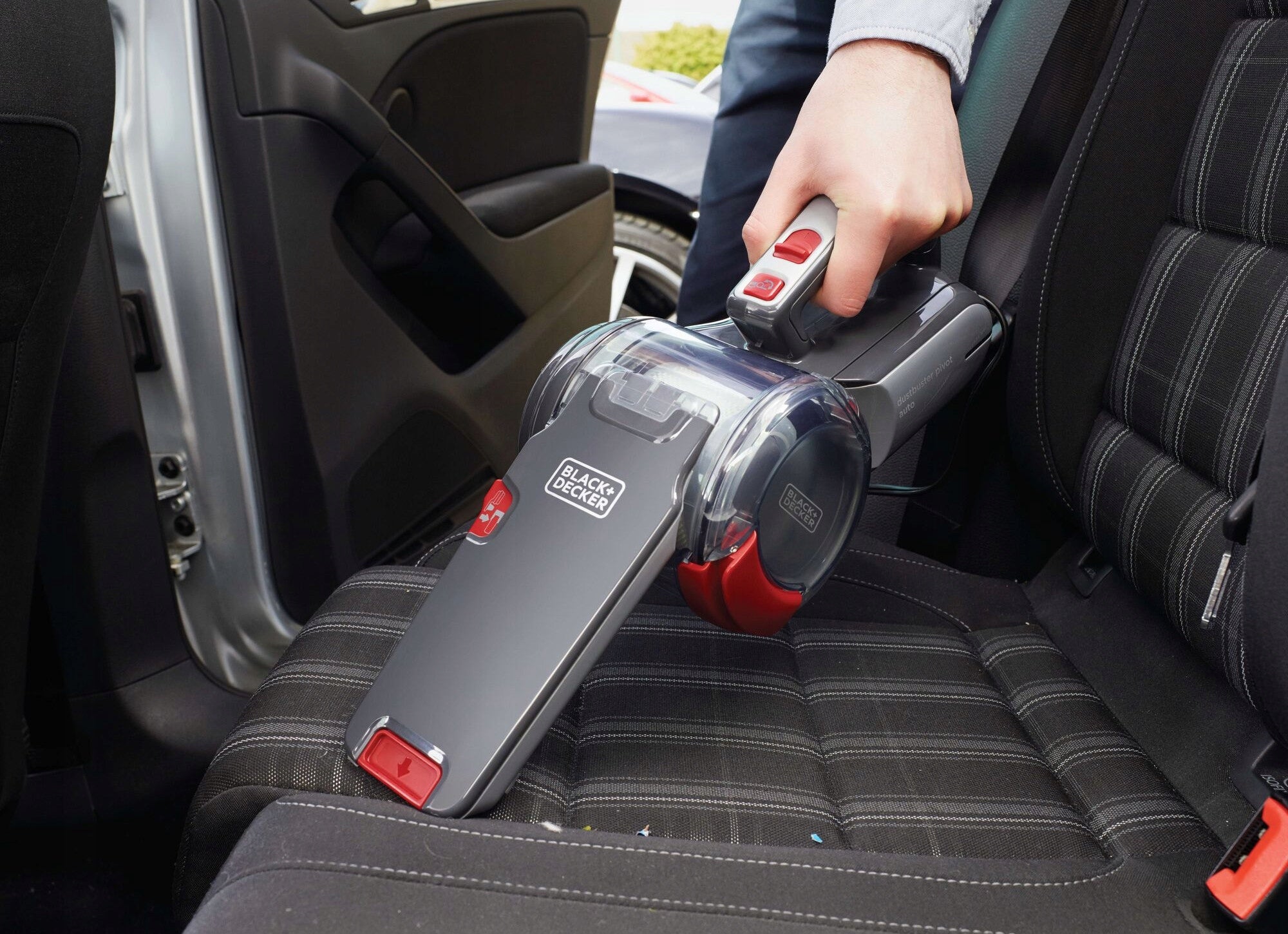 Black Decker 12V PV1200AV Cigarette Lighter Car Vacuum Cleaner Model PV1200AV-XJ
