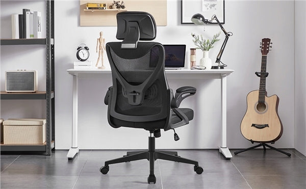 Black swivel chair with headrest and armrests Brand Yaheetech