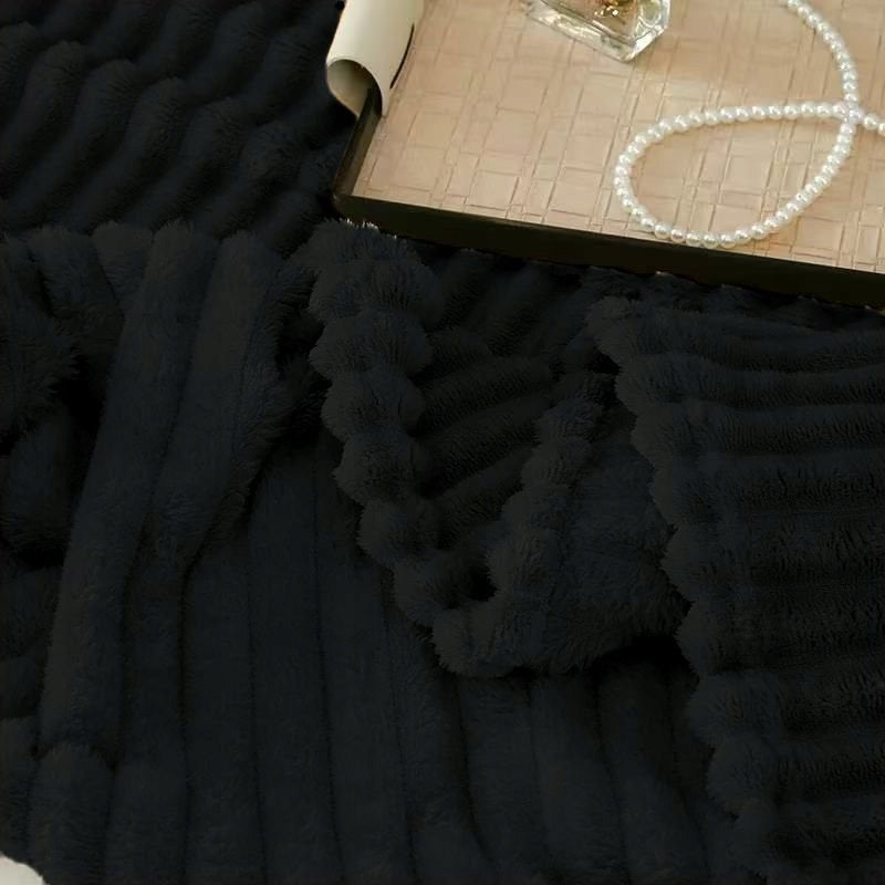 Blanket 200x220 Microfiber Embossed Thick Warm Bedspread Black Packaging status original