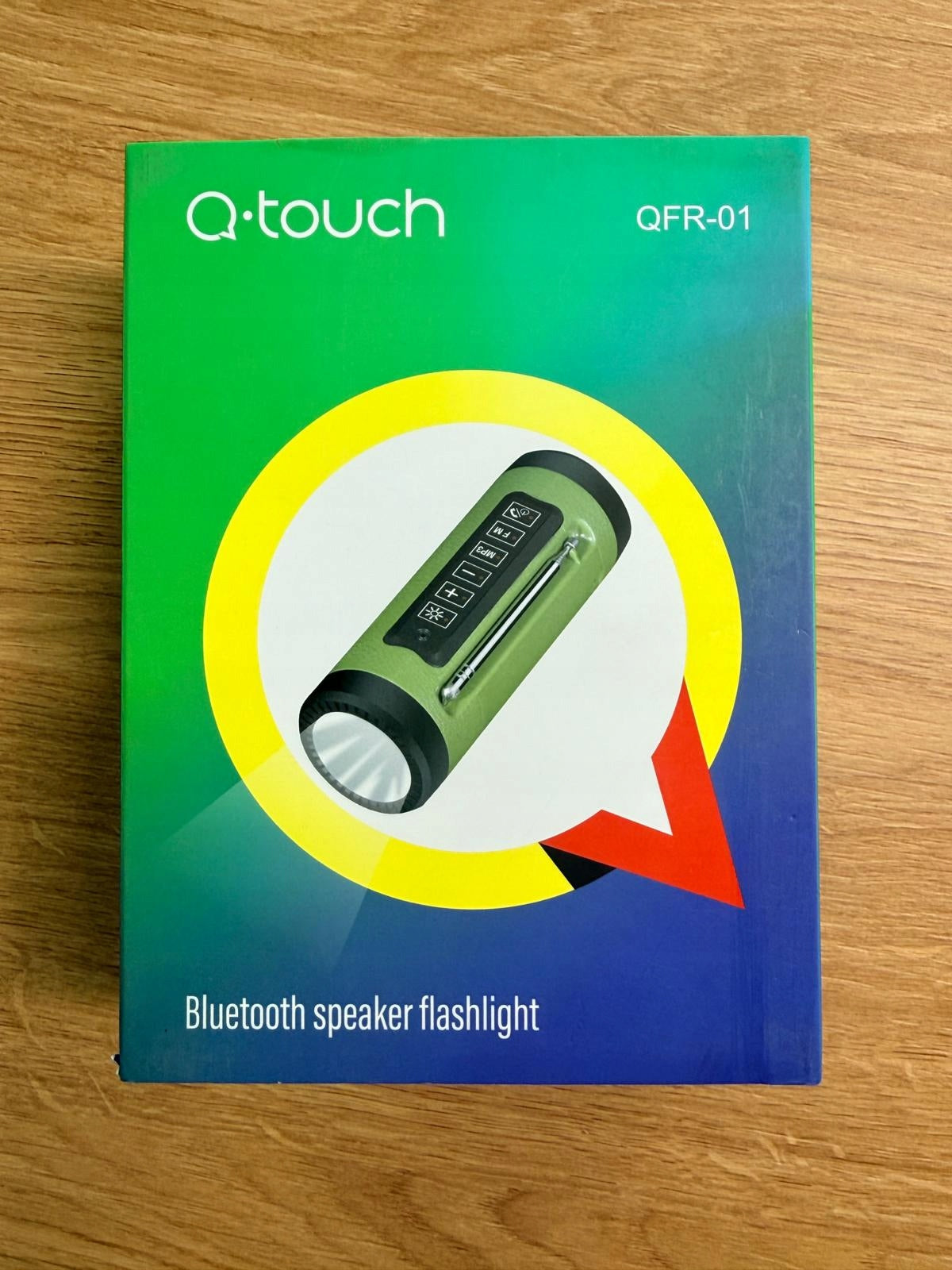 Bluetooth Speaker with Flashlight, FM Radio and Powerbank 4400 mAh Father's Day Manufacturer code QFR-01