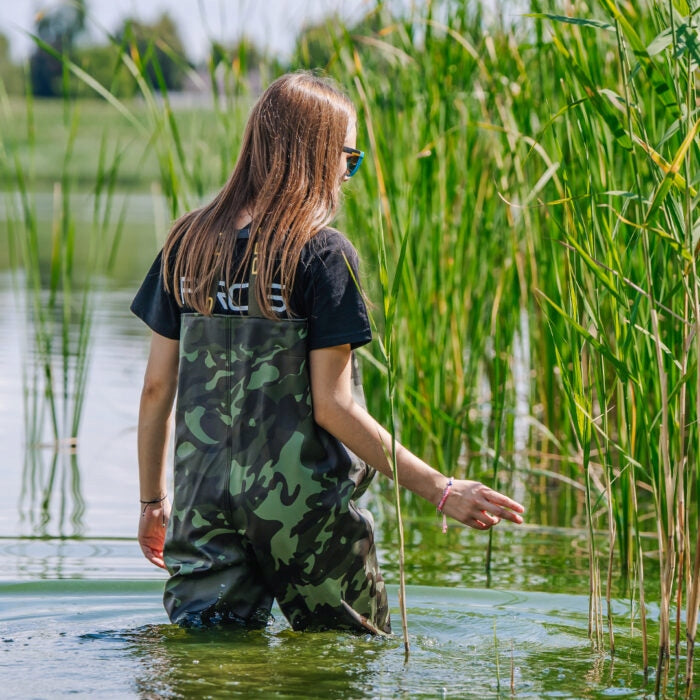 Bottoms Fishing Waterers MORO Youth for Children Smaller Sizes Additional features protector (heavily grooved sole) adjustable suspenders