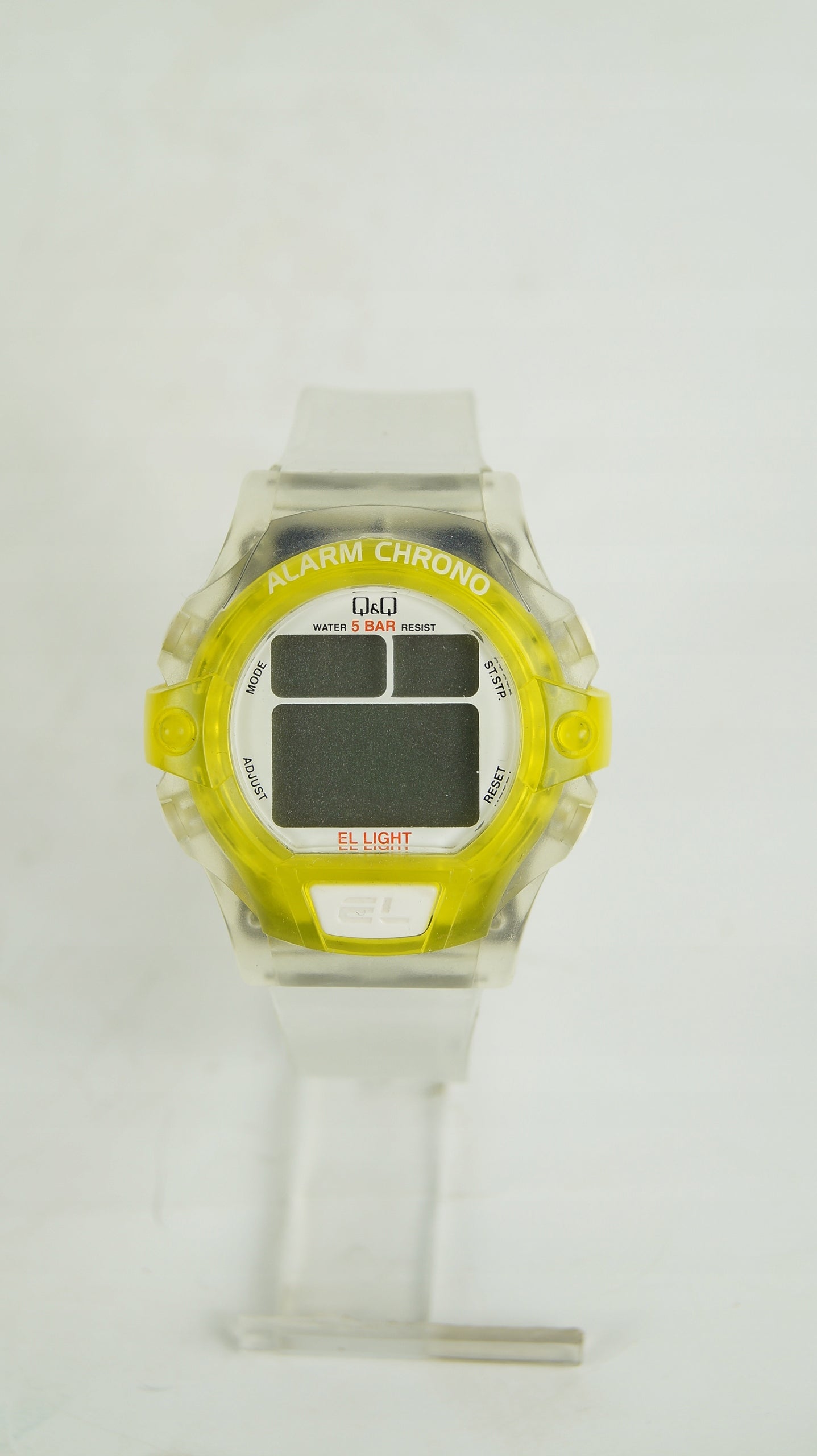 Branded youth sports watch Q&Q Brand Q&Q