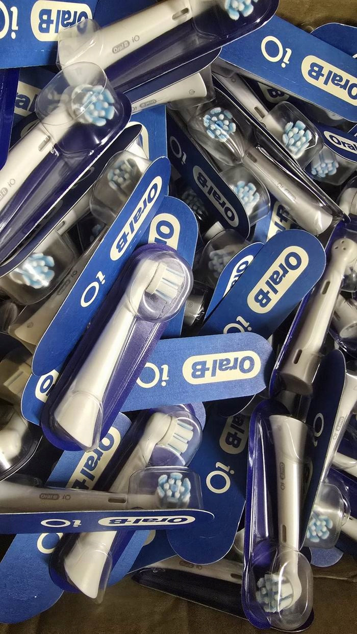 Braun Oral-B iO Gentle Care / 1pc (per piece) Packaging status original