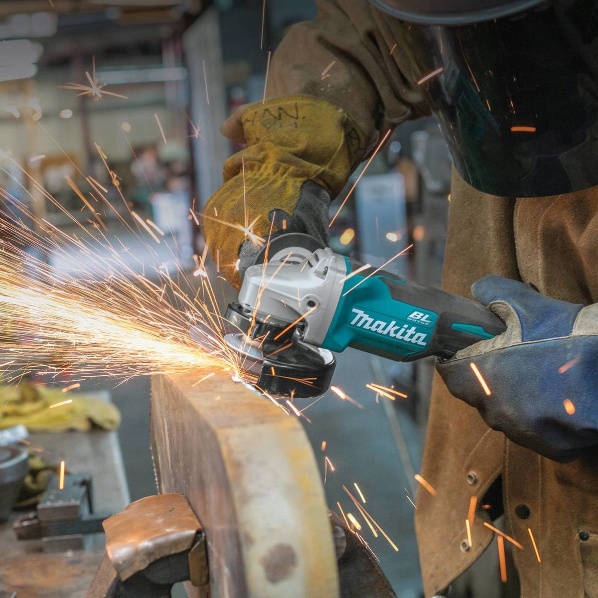 Brushless Cordless Angle Grinder Makita DGA513Z 18V adjustable Brand Makita