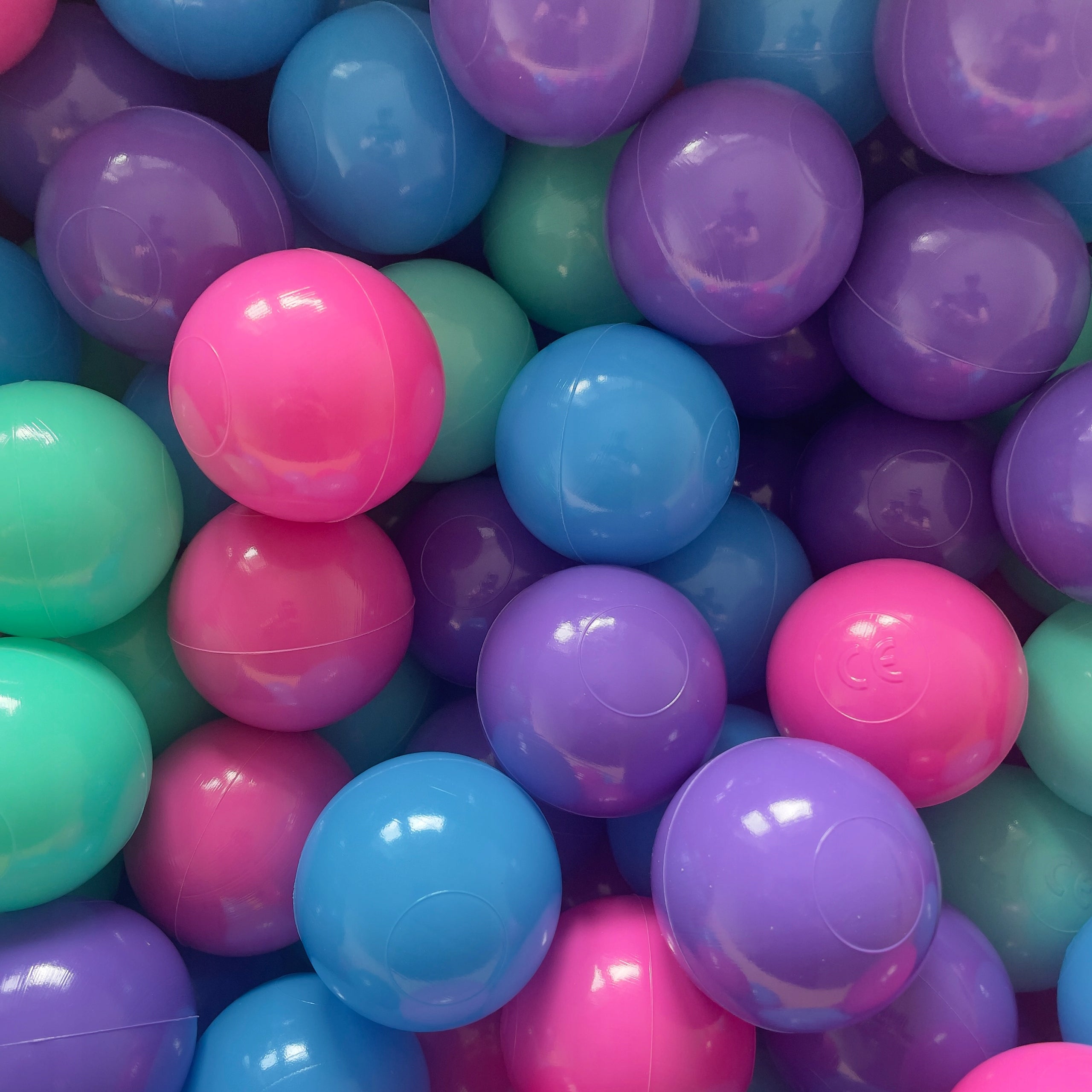 BubbleHuggle Balls – Balls, Dry Pool Balls 300 pcs (Fi 6 cm)