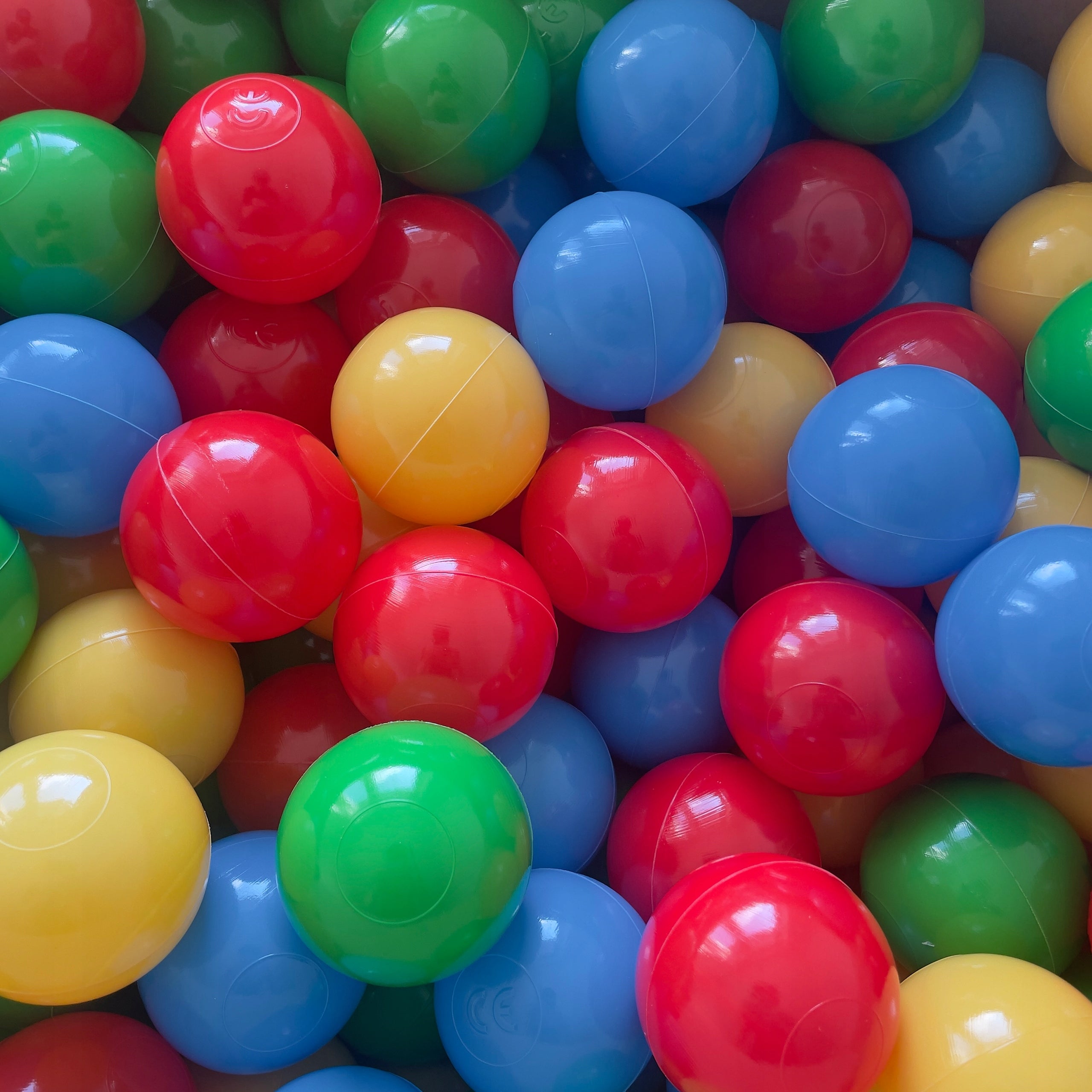BubbleHuggle Balls – Balls, Dry Pool Balls 300 pcs (Fi 6 cm)