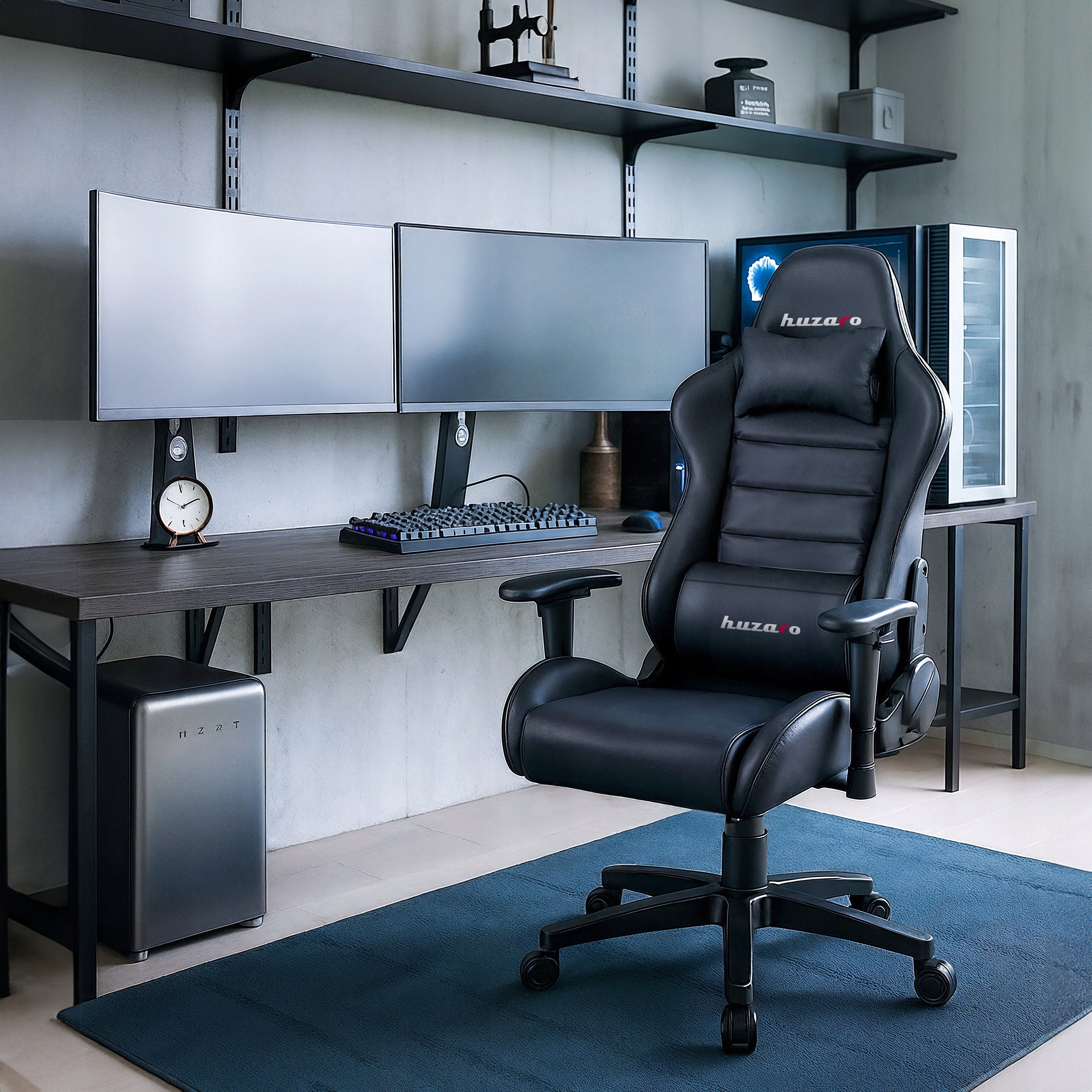 Bucket gaming chair HUZARO black for ergonomic rotary desk Packaging status original