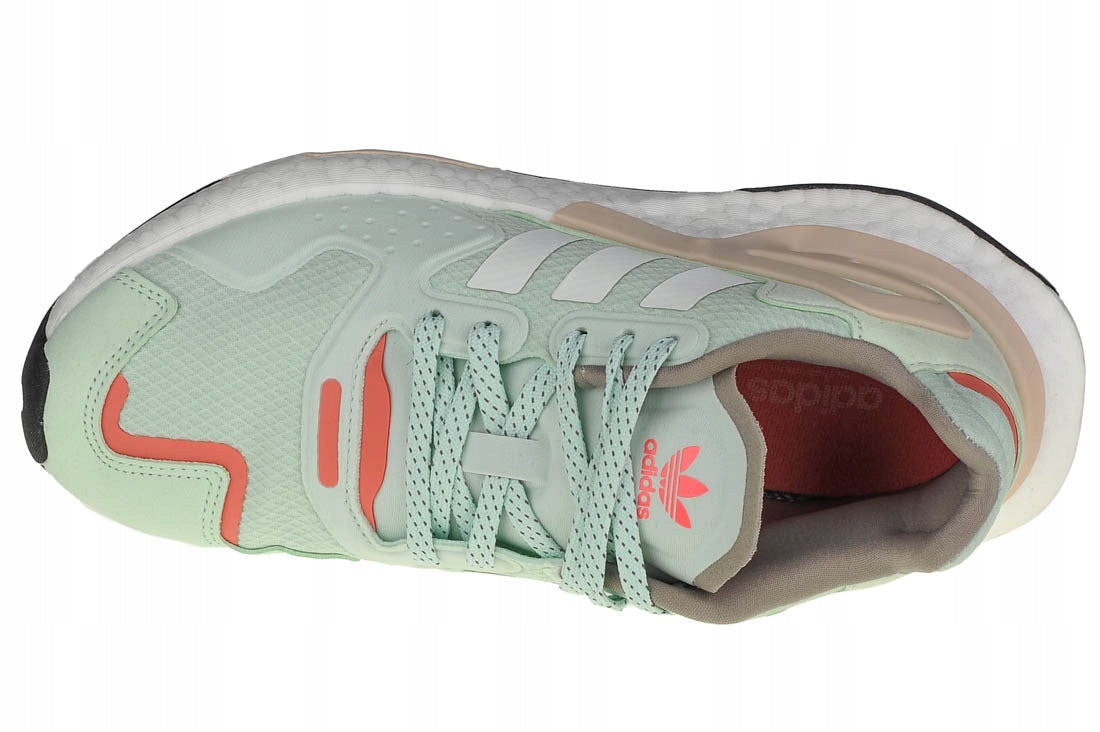 Sportschuhe für Damen Adidas Day Jogger W FW4829, grün 