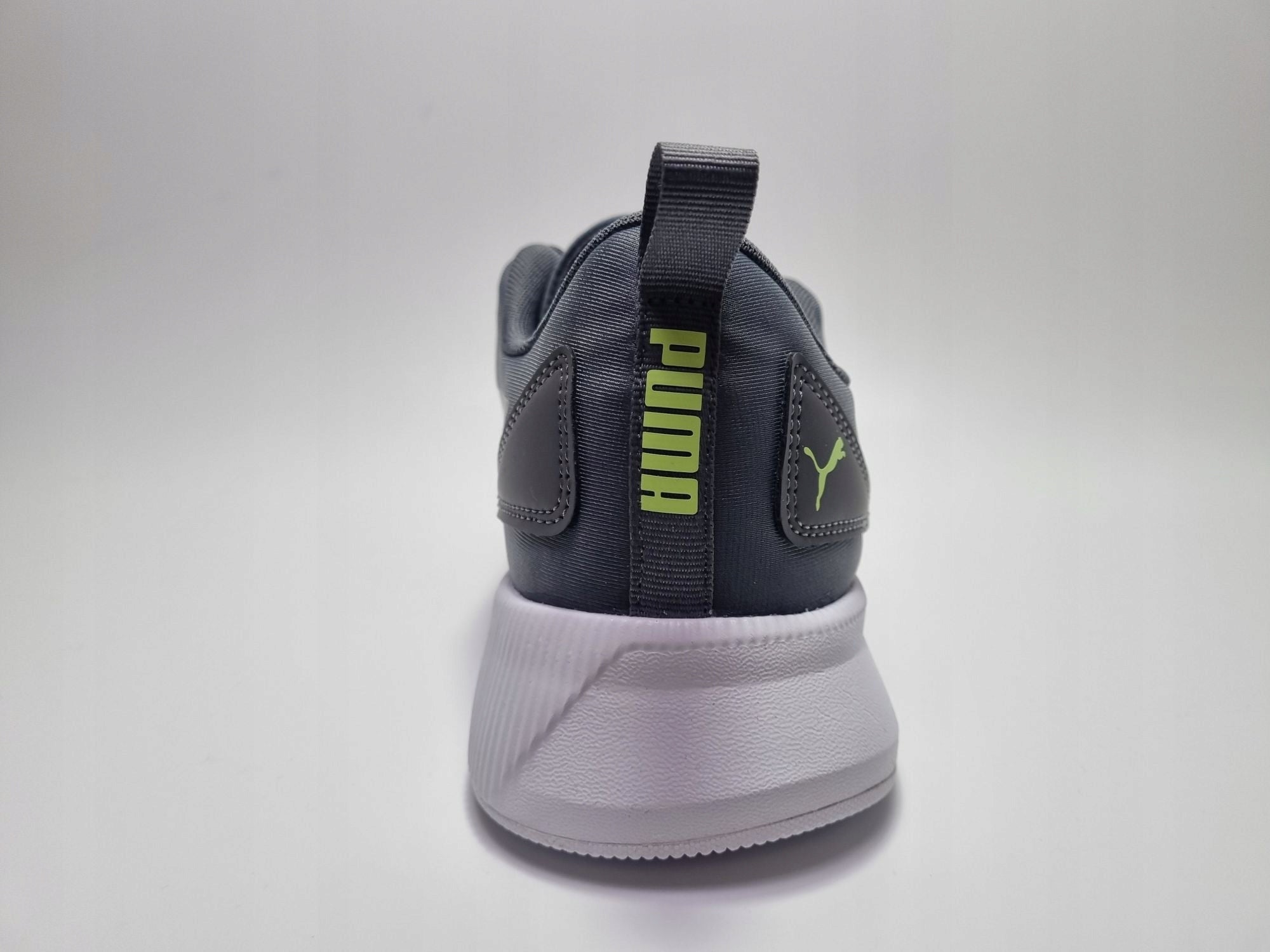 Kedai vyrams Puma flyer runner mesh M 195343 09, pilki