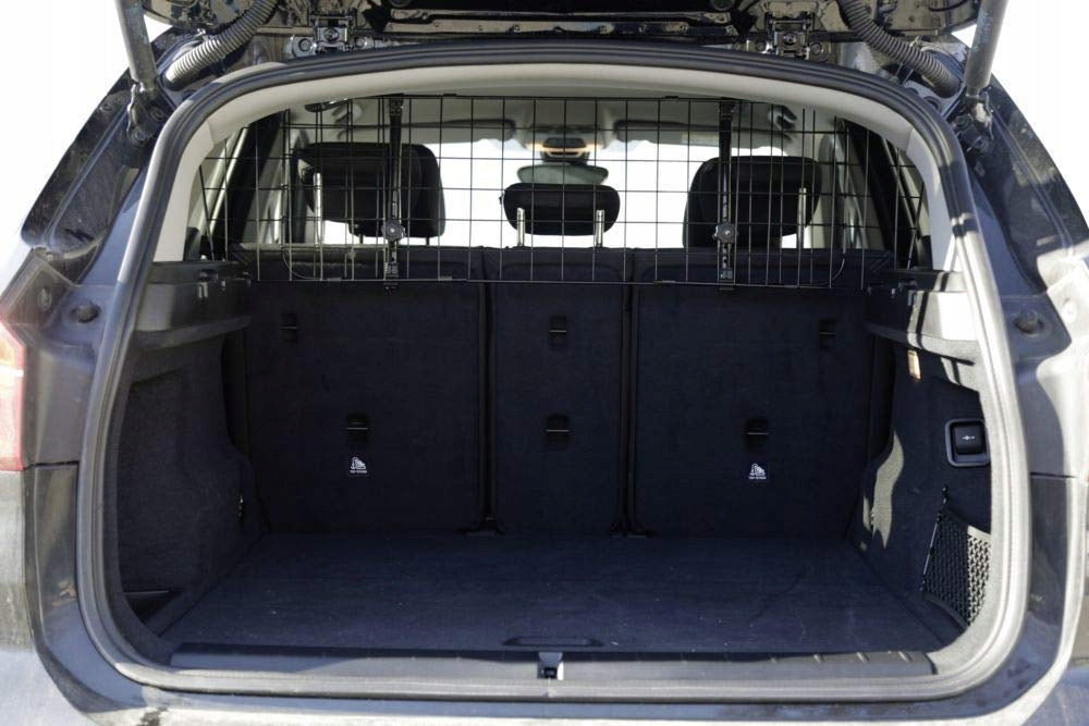 CAR GRILLE DOG COMPARTMENT FOR TRUNK ADJUSTABLE Trade name Samochodowa kratka zabezpieczająca do przewozu psa