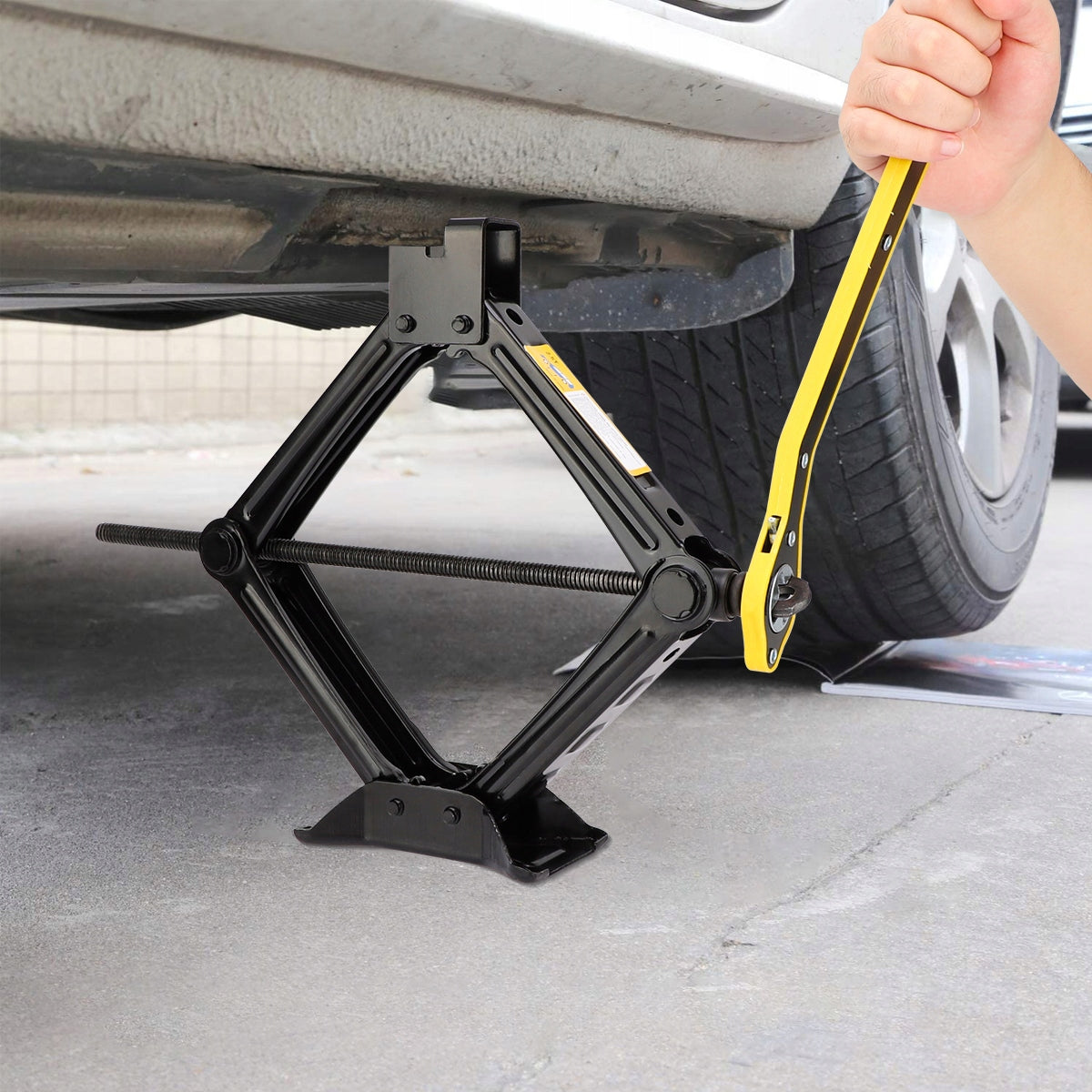 CAR LIFT 2,5T TRAPEZOIDAL STRONG LEVER FOR WHEEL REPLACEMENT 2500kg Brand no brand