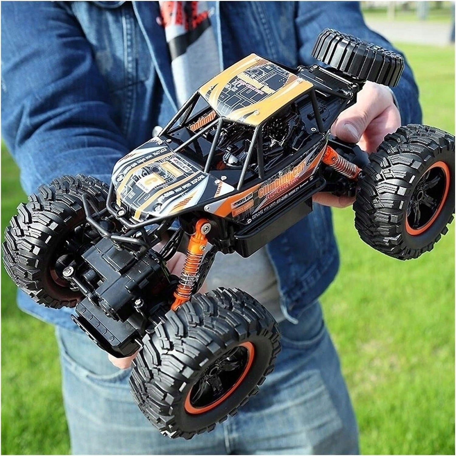 CAR REMOTE CONTROLLED 4X4 MONSTER TRUCK AUTO OFF-ROAD RC 2aku GIFT Manufacturer code AUTO RC PILOT