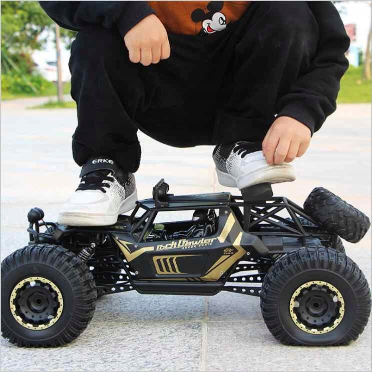 CAR REMOTE CONTROLLED 4x4 METAL GIANT 51cm Brand Shuangfeng
