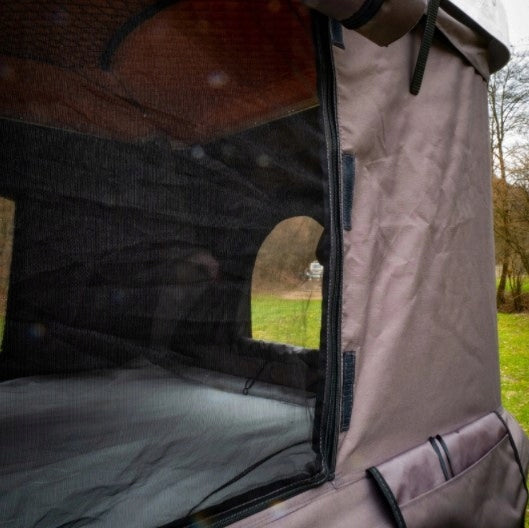 CAR ROOF TENT PNEUMATIC VOYAGER PREMIUM Manufacturer code 4x4