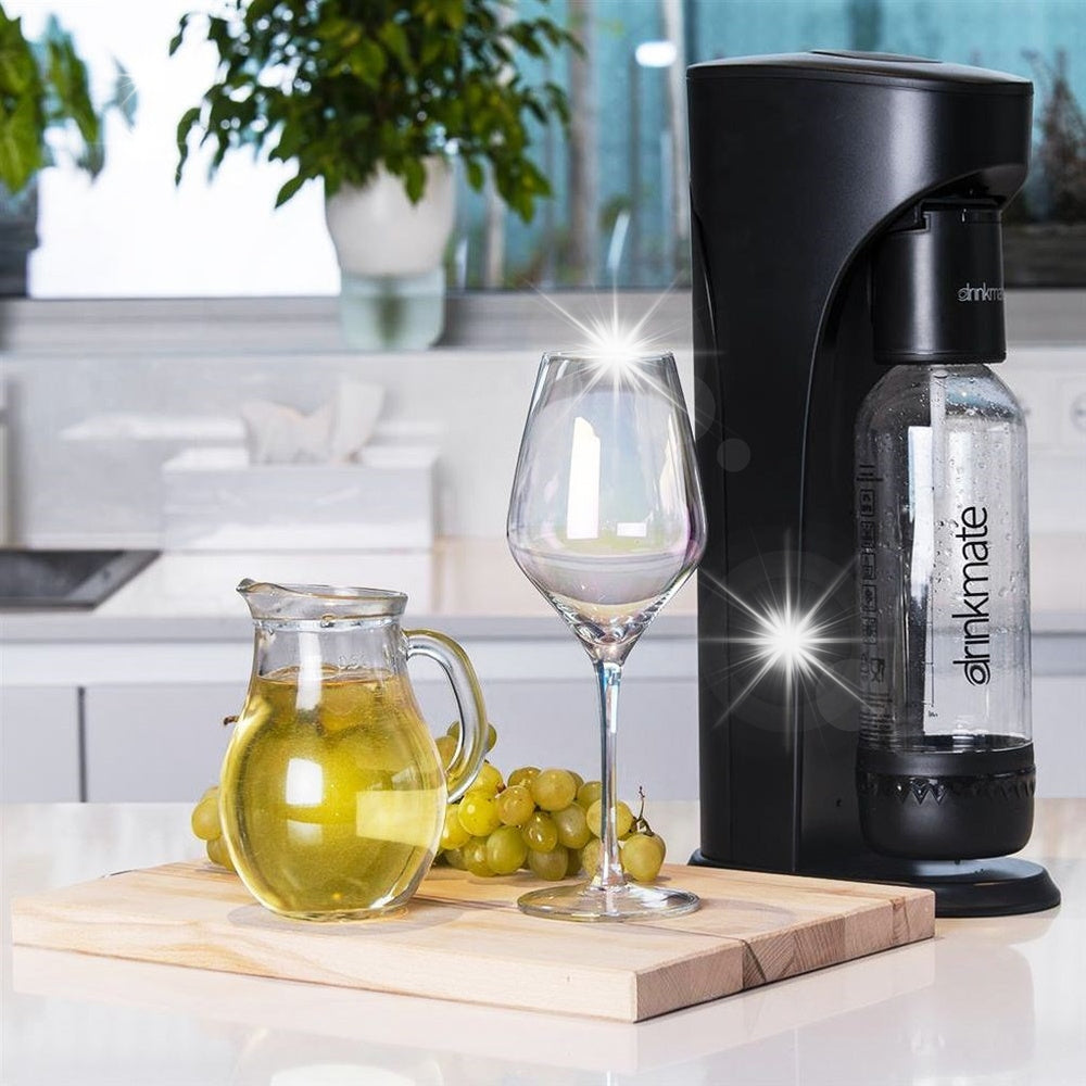 CARBONATED WATER SATURATOR WITH BOTTLE 1.1 L CARBONATED LEMONADE