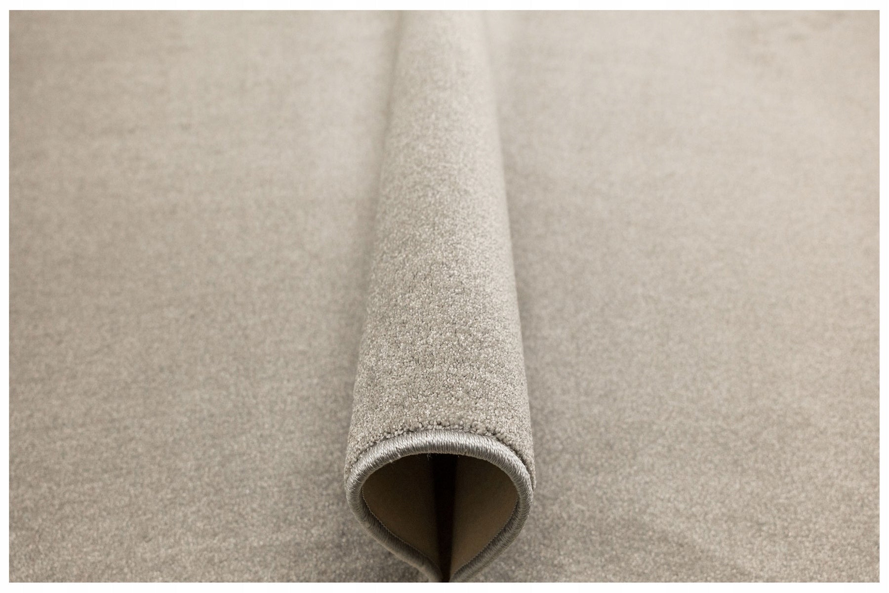 CARPET GREY SOFT ON FELT SMOOTH SHINY FOR LIVING ROOM VEYRON 200x300 cm