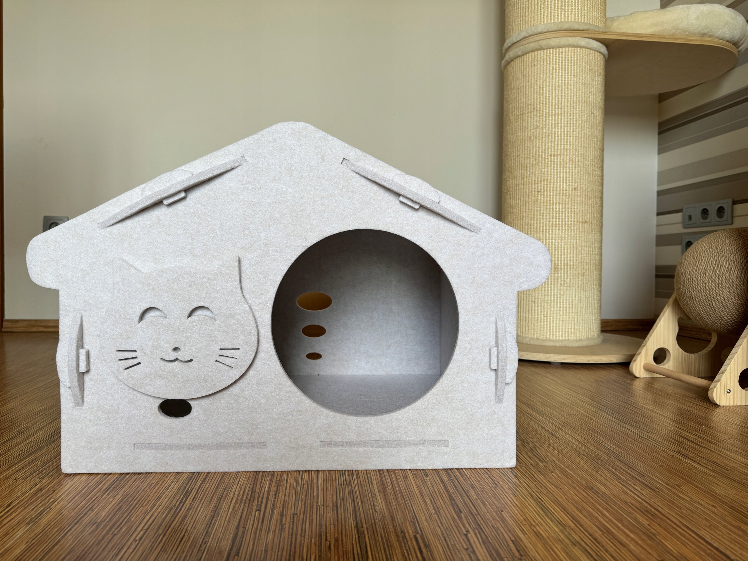 CAT BED COTTAGE BOOTH XL FELT Length 40 cm