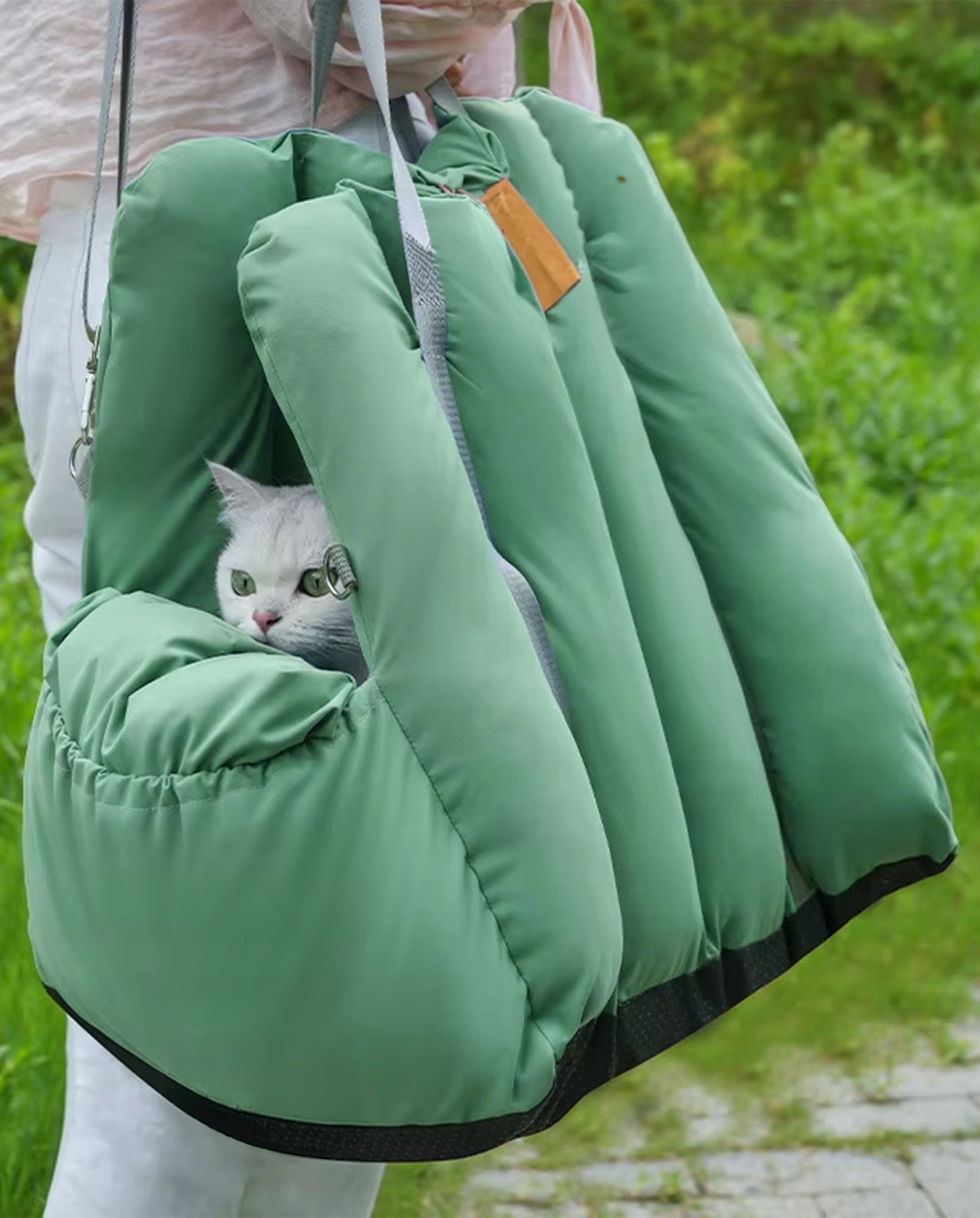 CAT TRANSPORTER Car Seat Dog Bed with Clasp Fazoo Brand Fazoo